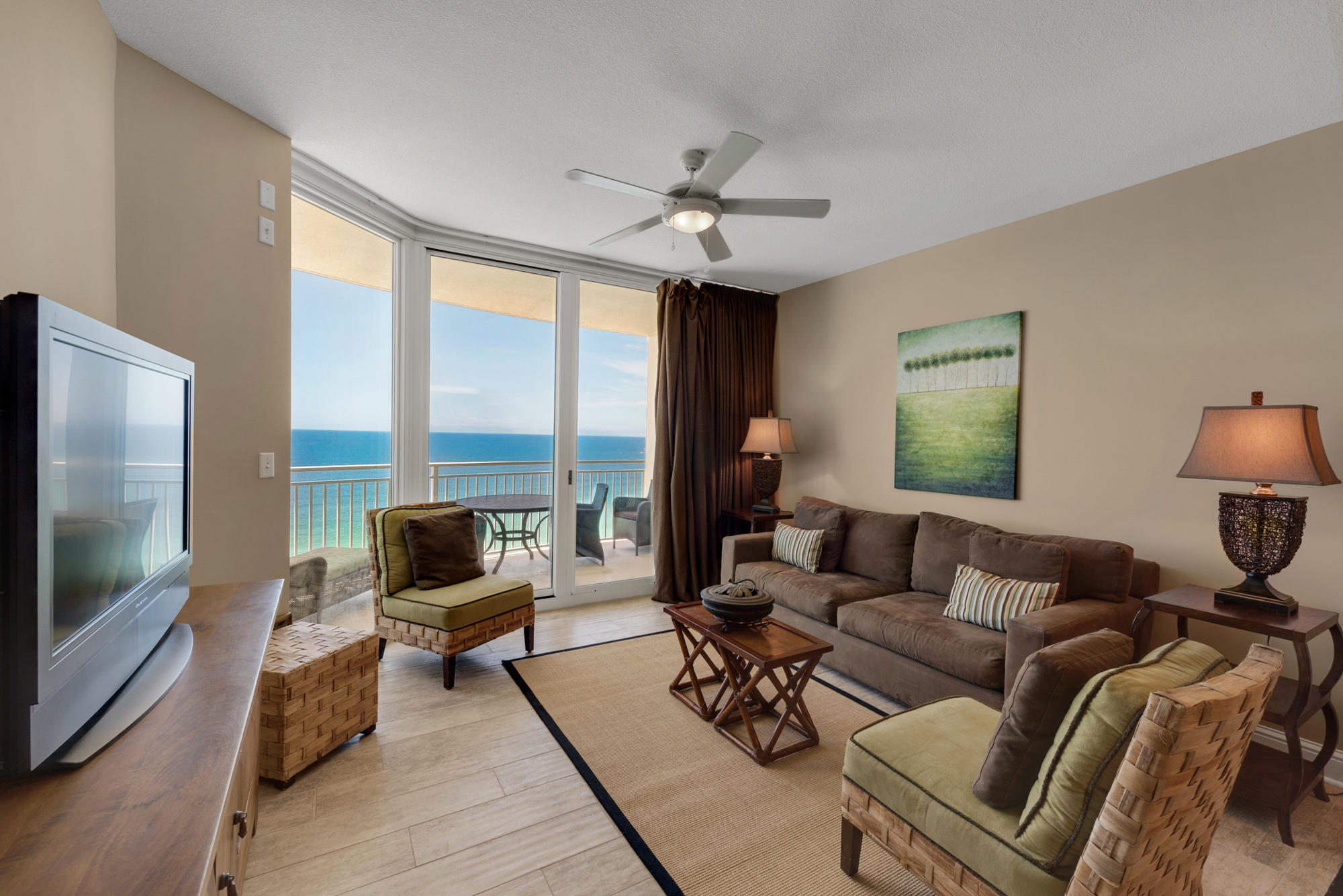 AQUA BEACHSIDE RESORT - Residential