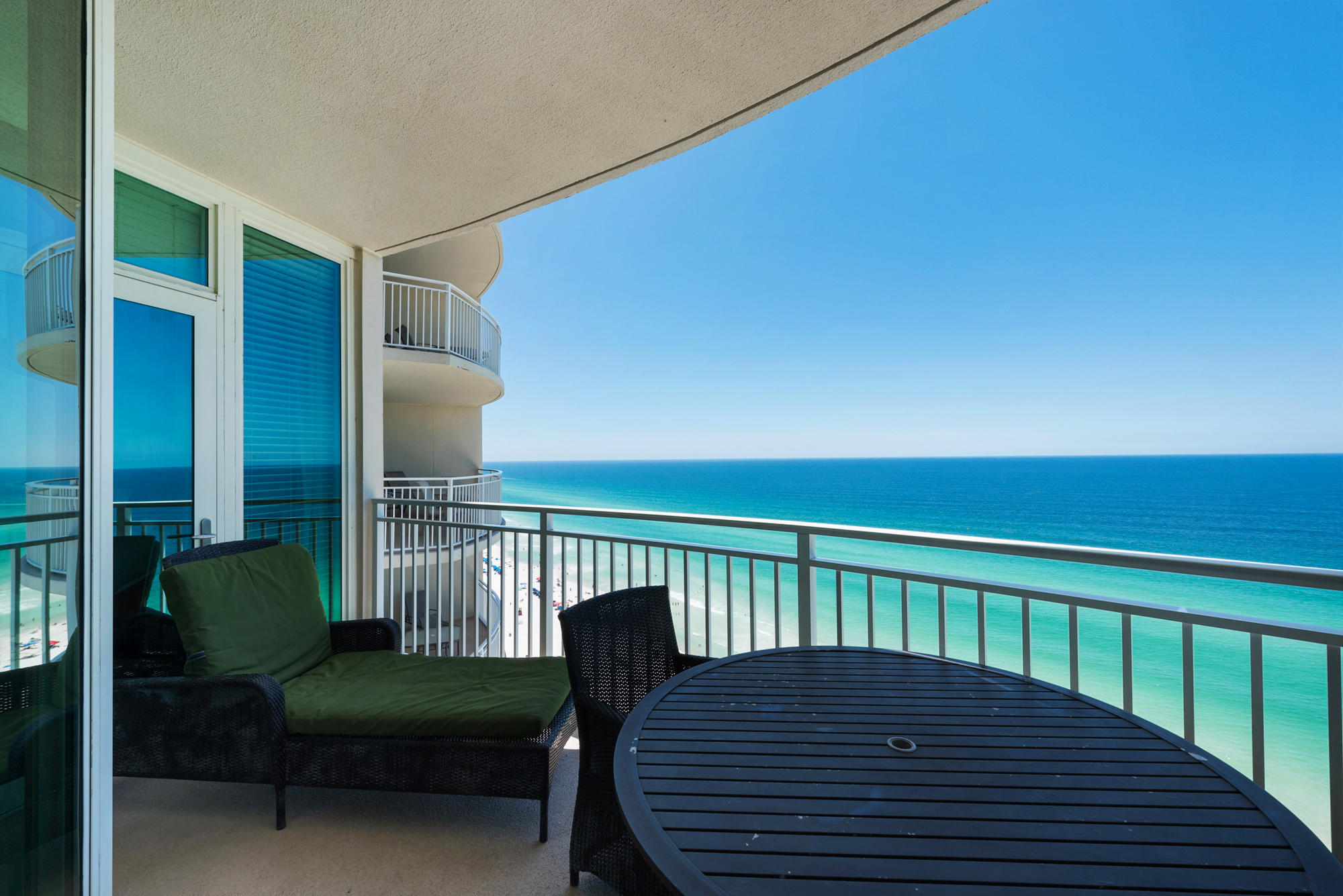 AQUA BEACHSIDE RESORT - Residential