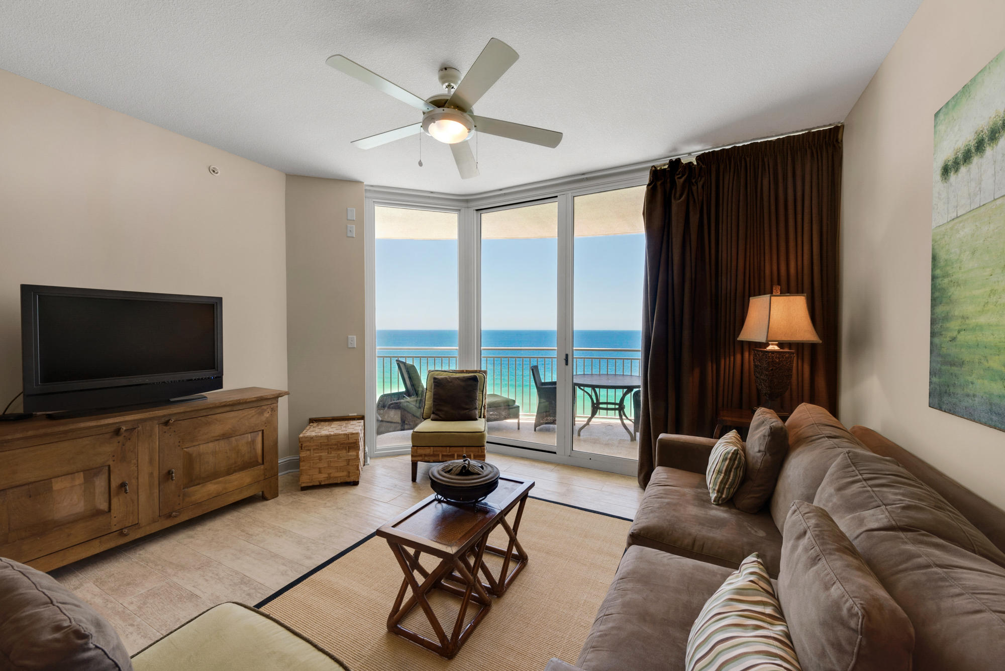 AQUA BEACHSIDE RESORT - Residential