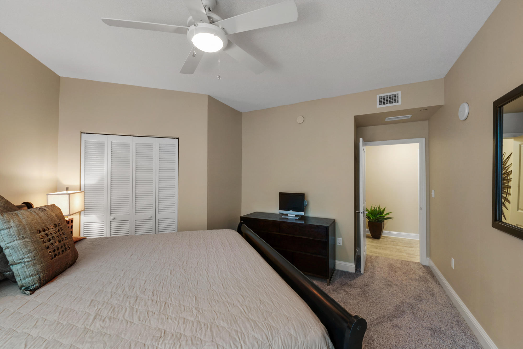 AQUA BEACHSIDE RESORT - Residential