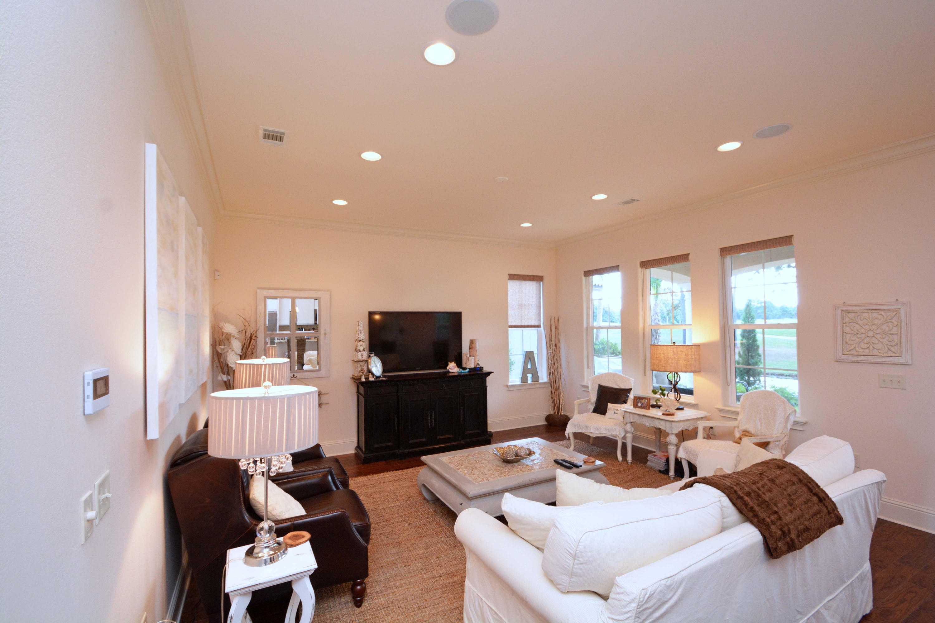 VILLA LAGO - Residential