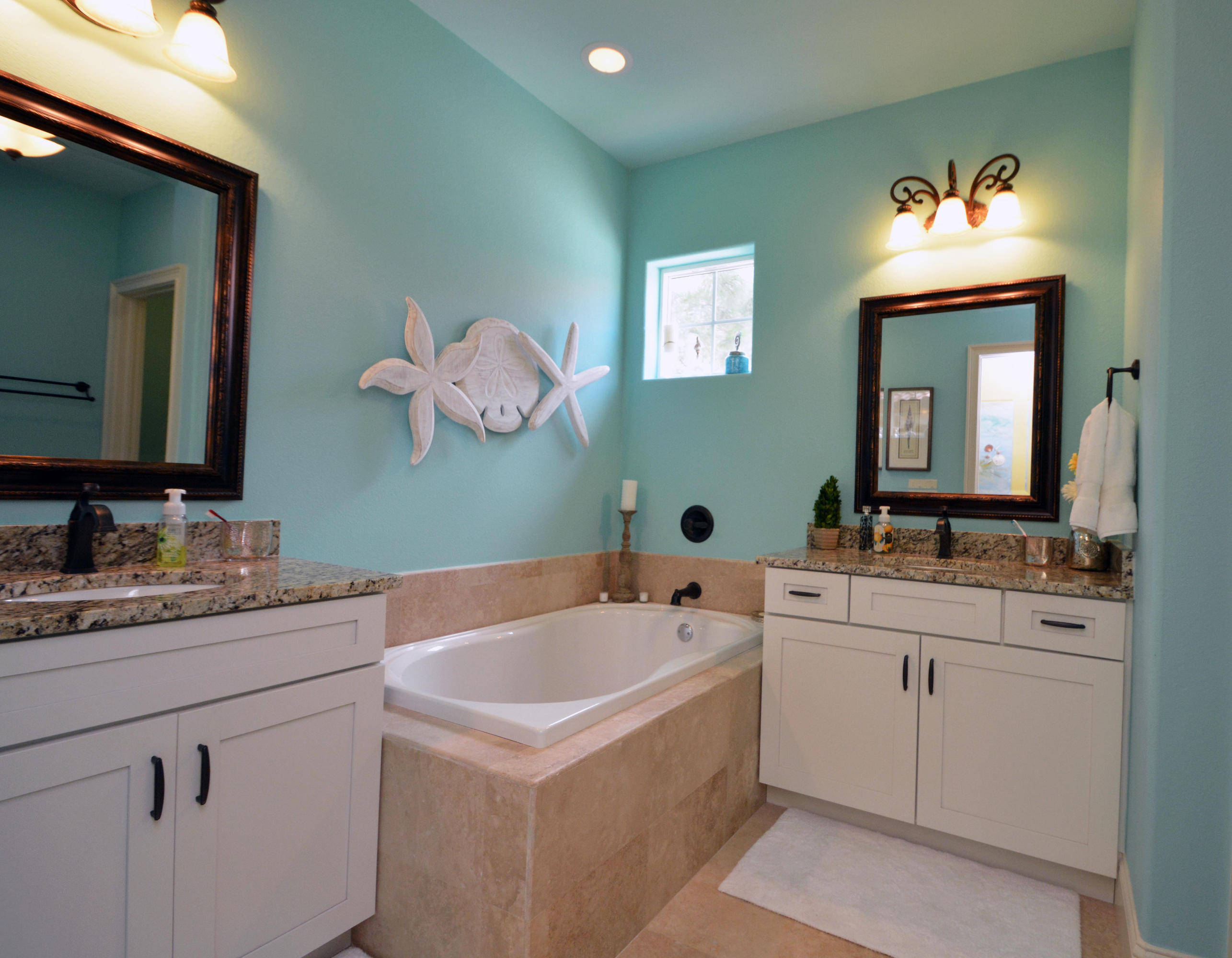 VILLA LAGO - Residential