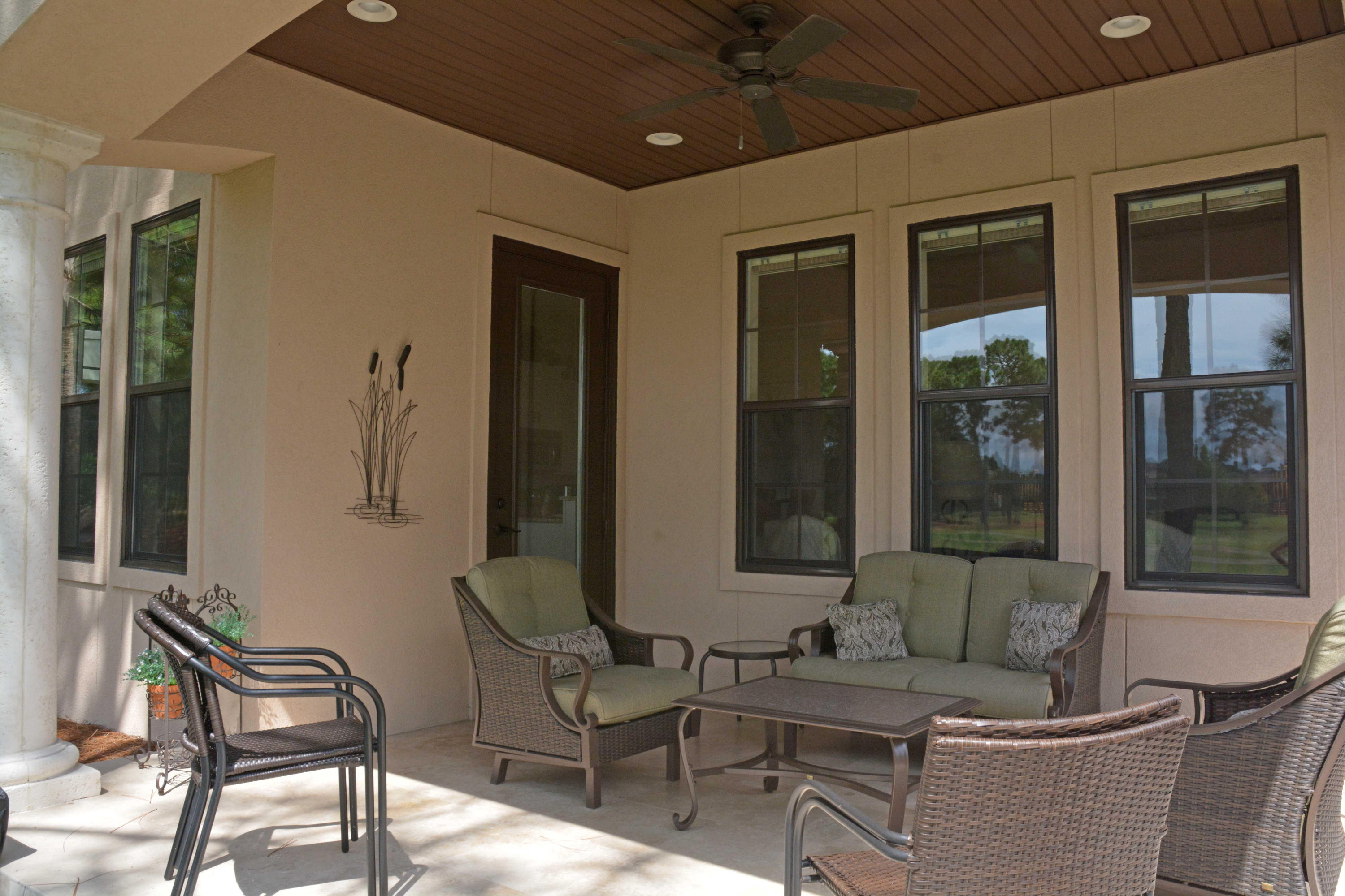 VILLA LAGO - Residential