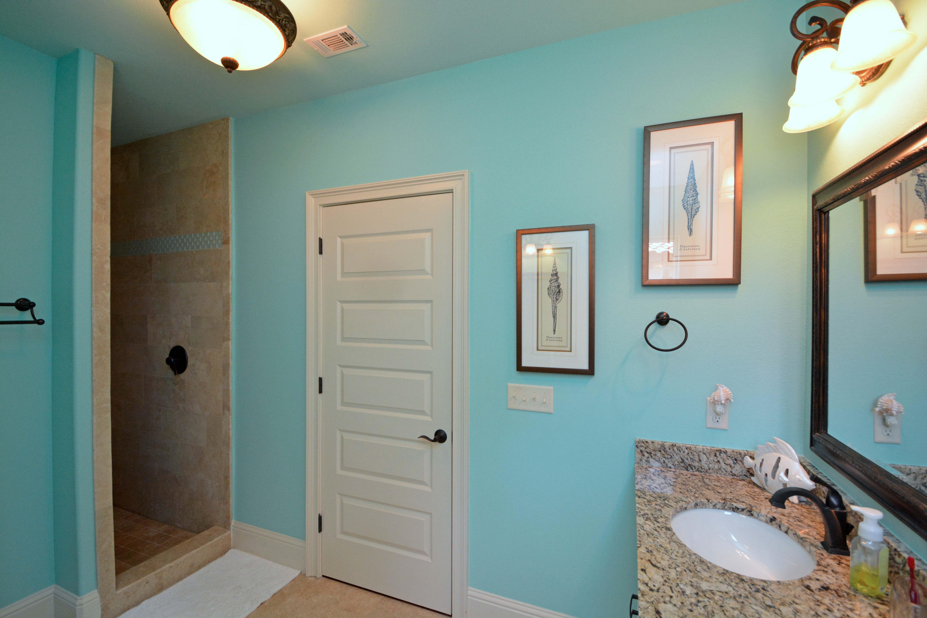 VILLA LAGO - Residential