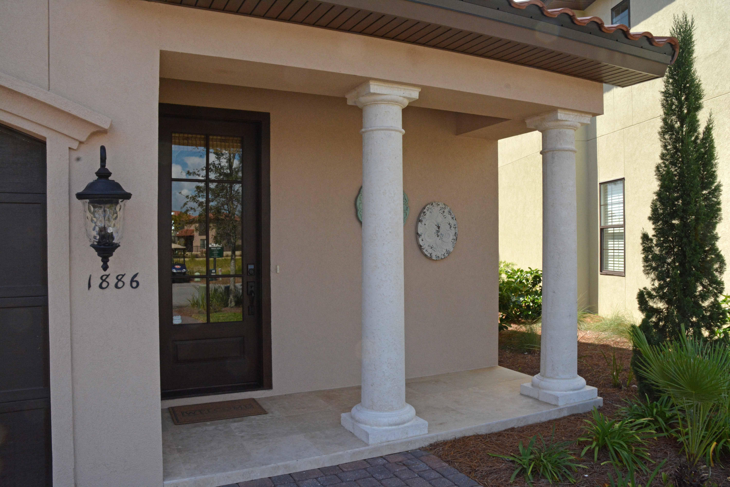 VILLA LAGO - Residential