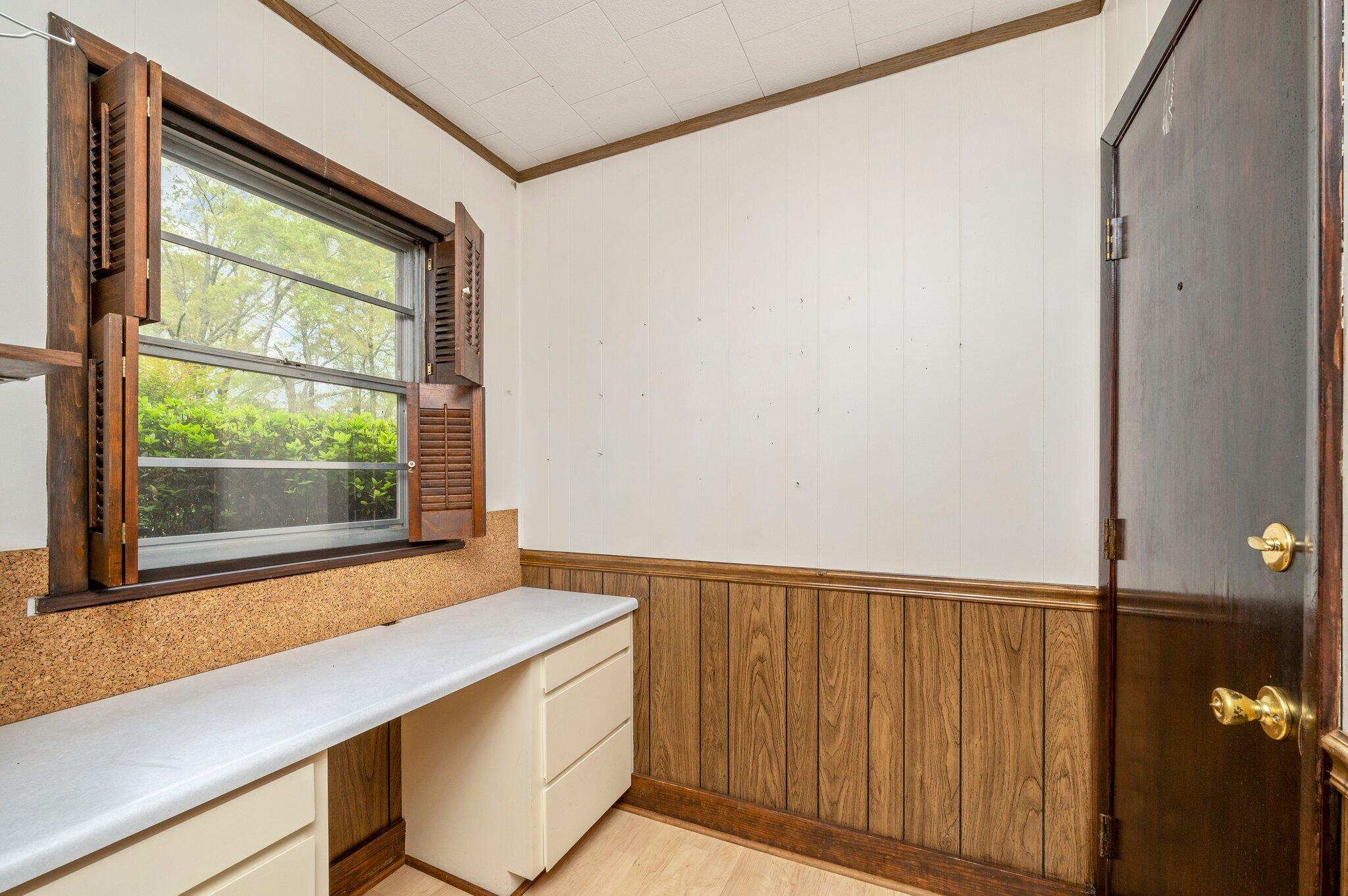 ADAMS POWELL - Residential