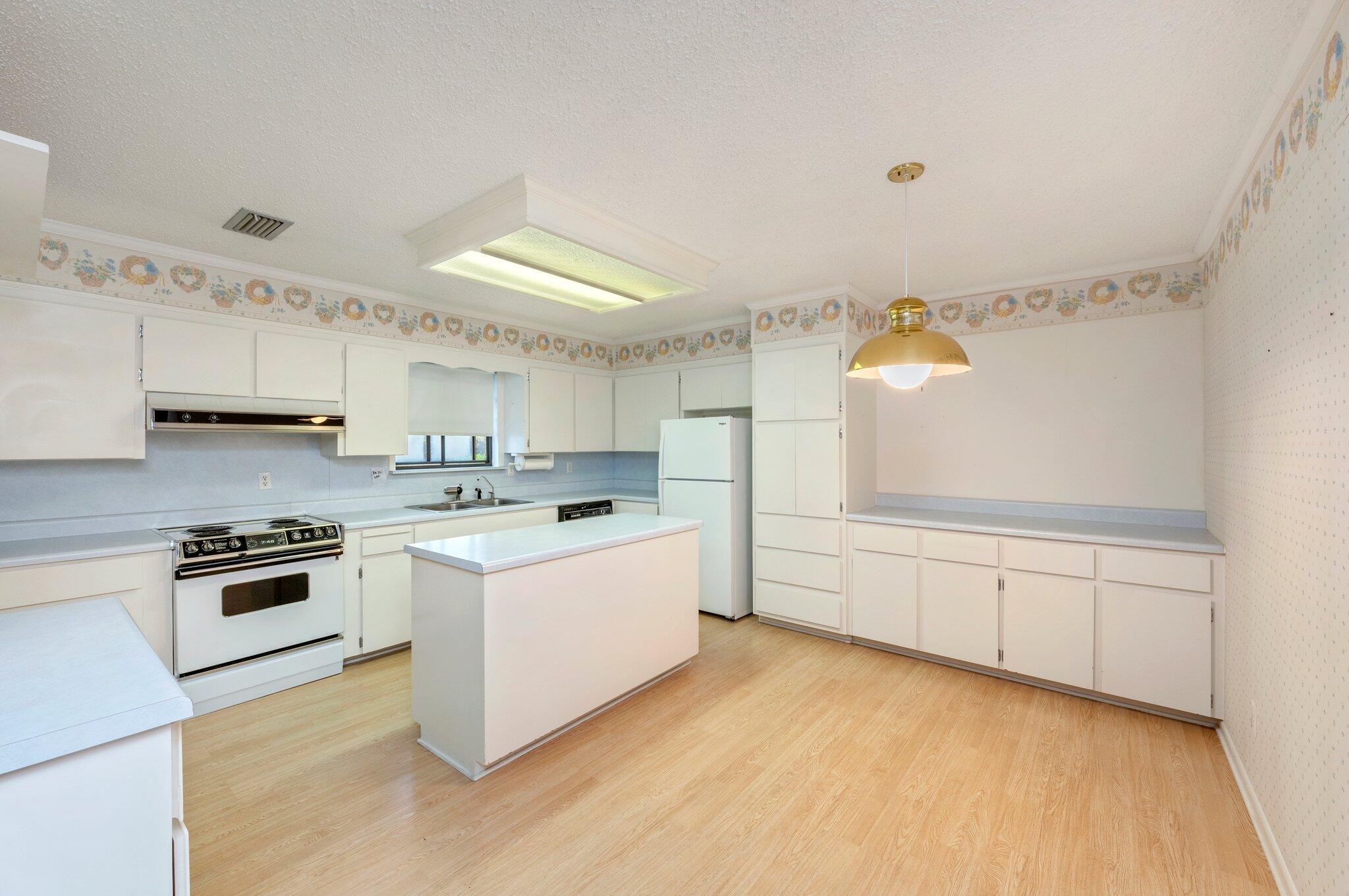 ADAMS POWELL - Residential