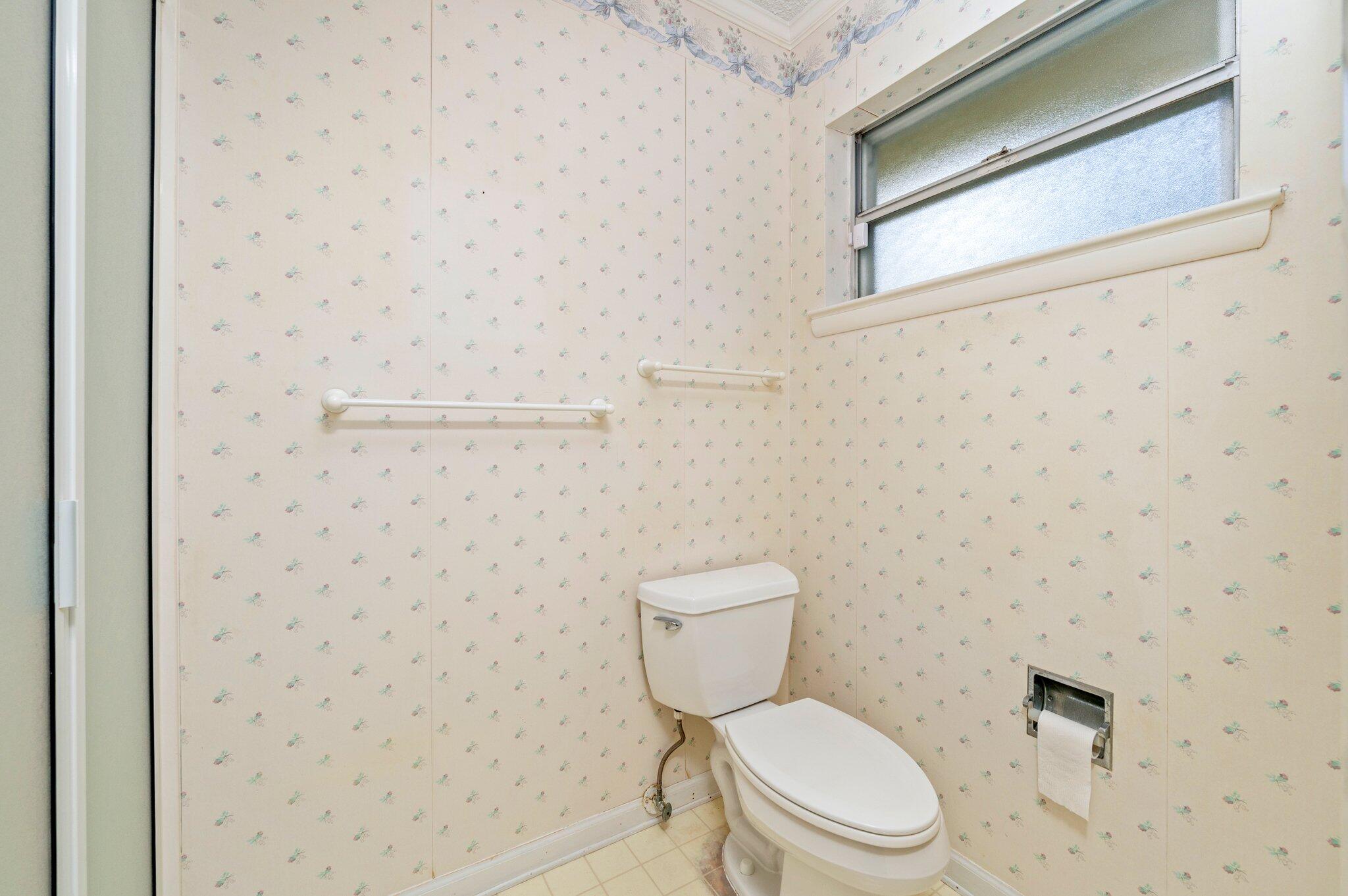 ADAMS POWELL - Residential