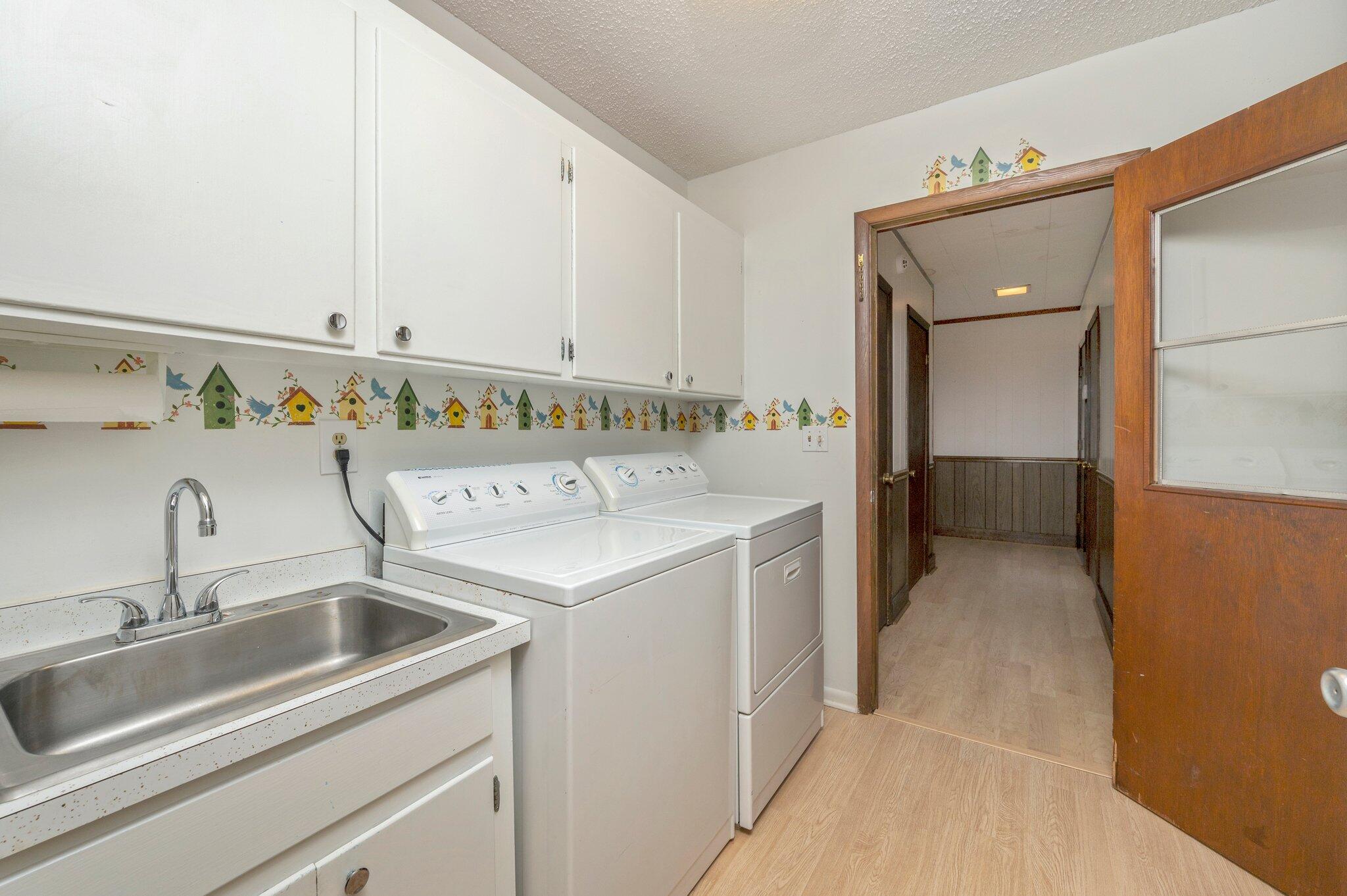 ADAMS POWELL - Residential