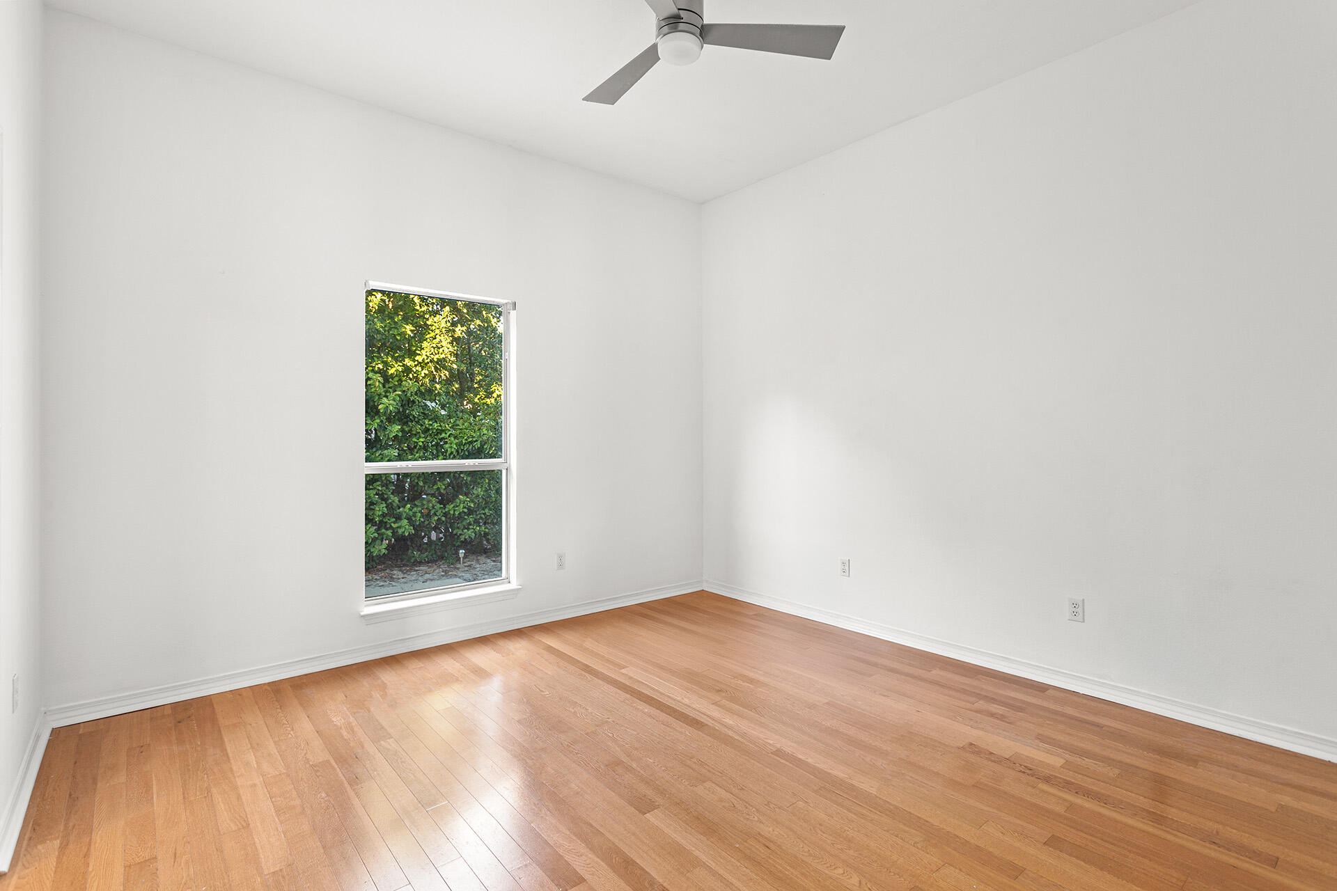 CRYSTAL BEACH COTTAGES PH 2 - Residential