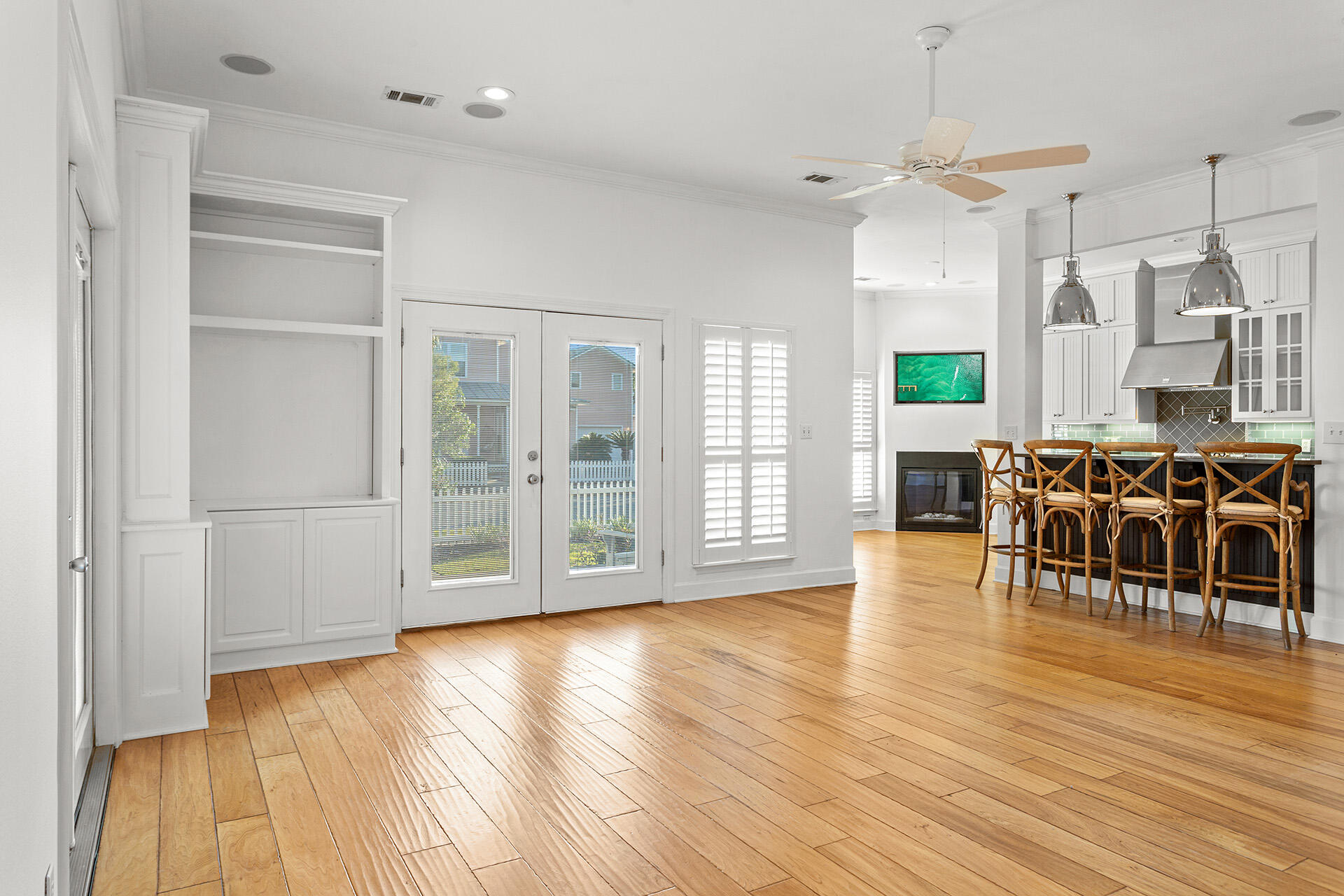 CRYSTAL BEACH COTTAGES PH 2 - Residential