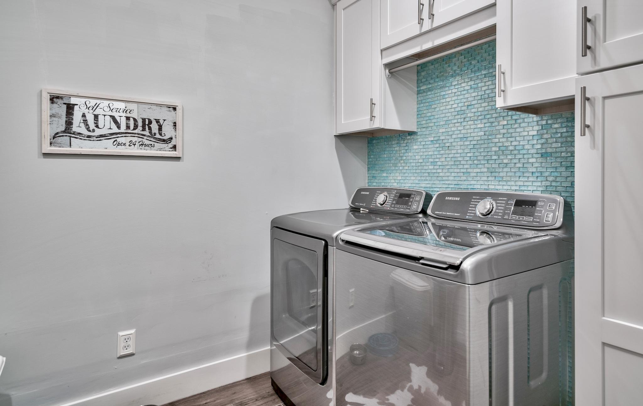 BOTANY BAYOU - Residential