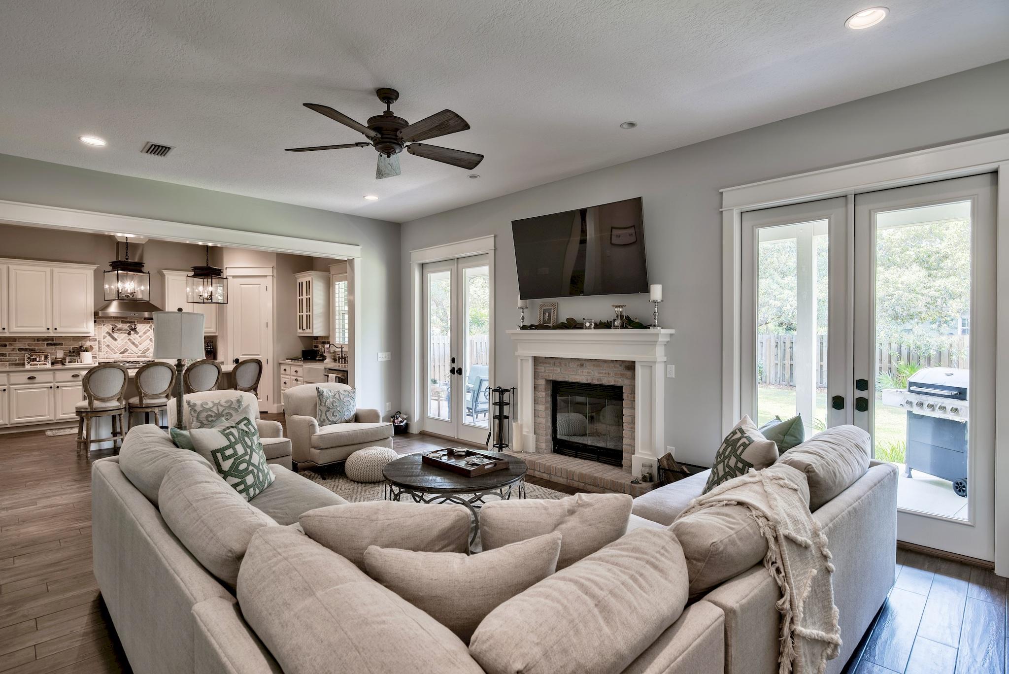 BOTANY BAYOU - Residential