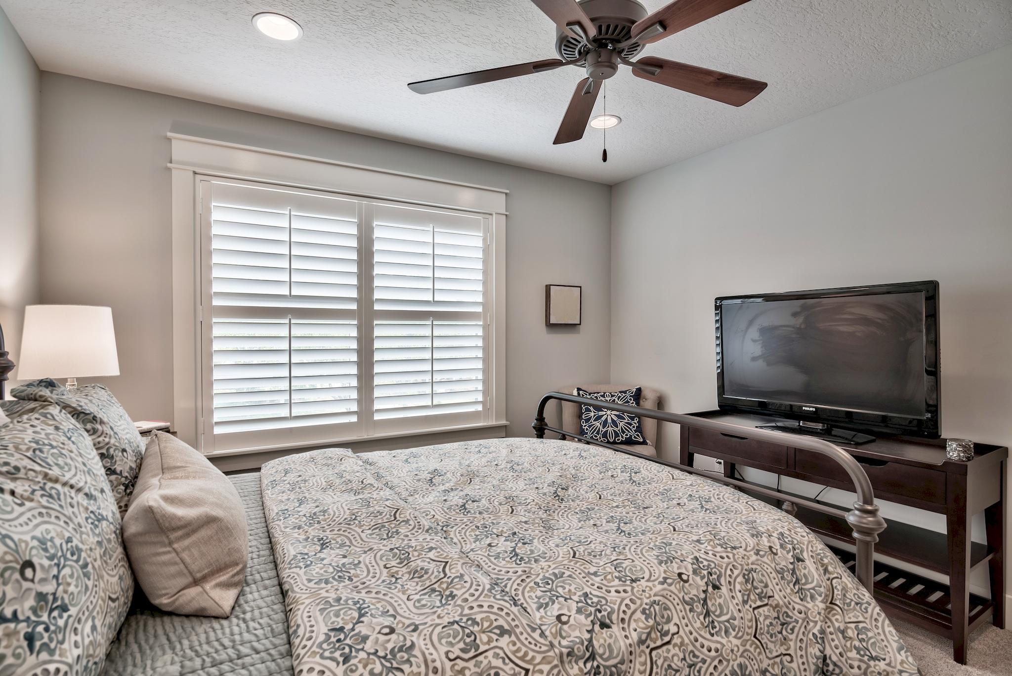 BOTANY BAYOU - Residential