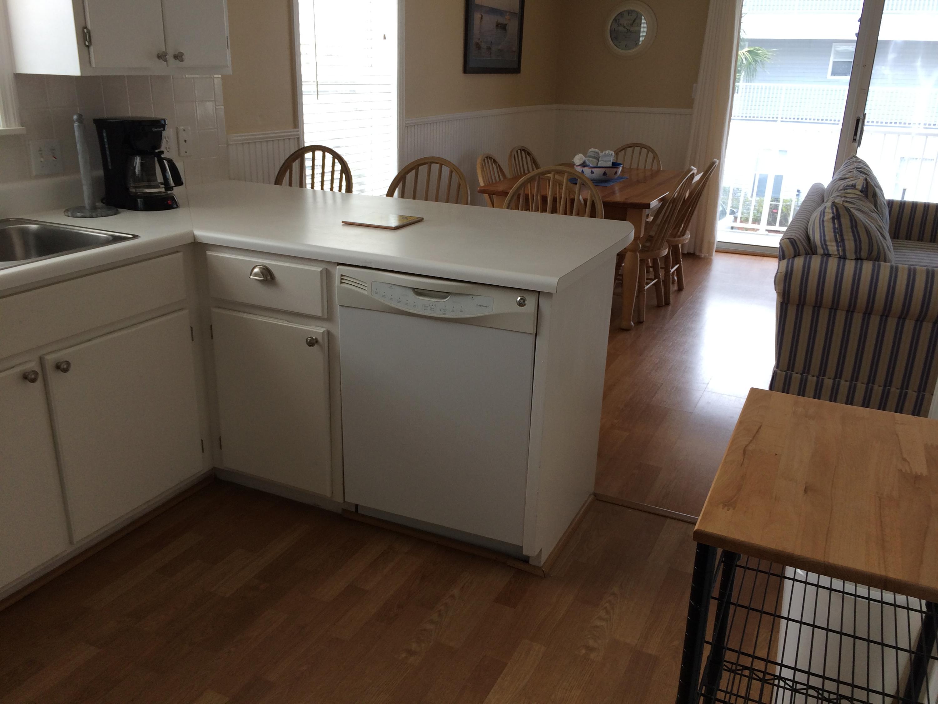 BEACHSIDE VILLAS CONDO - Residential