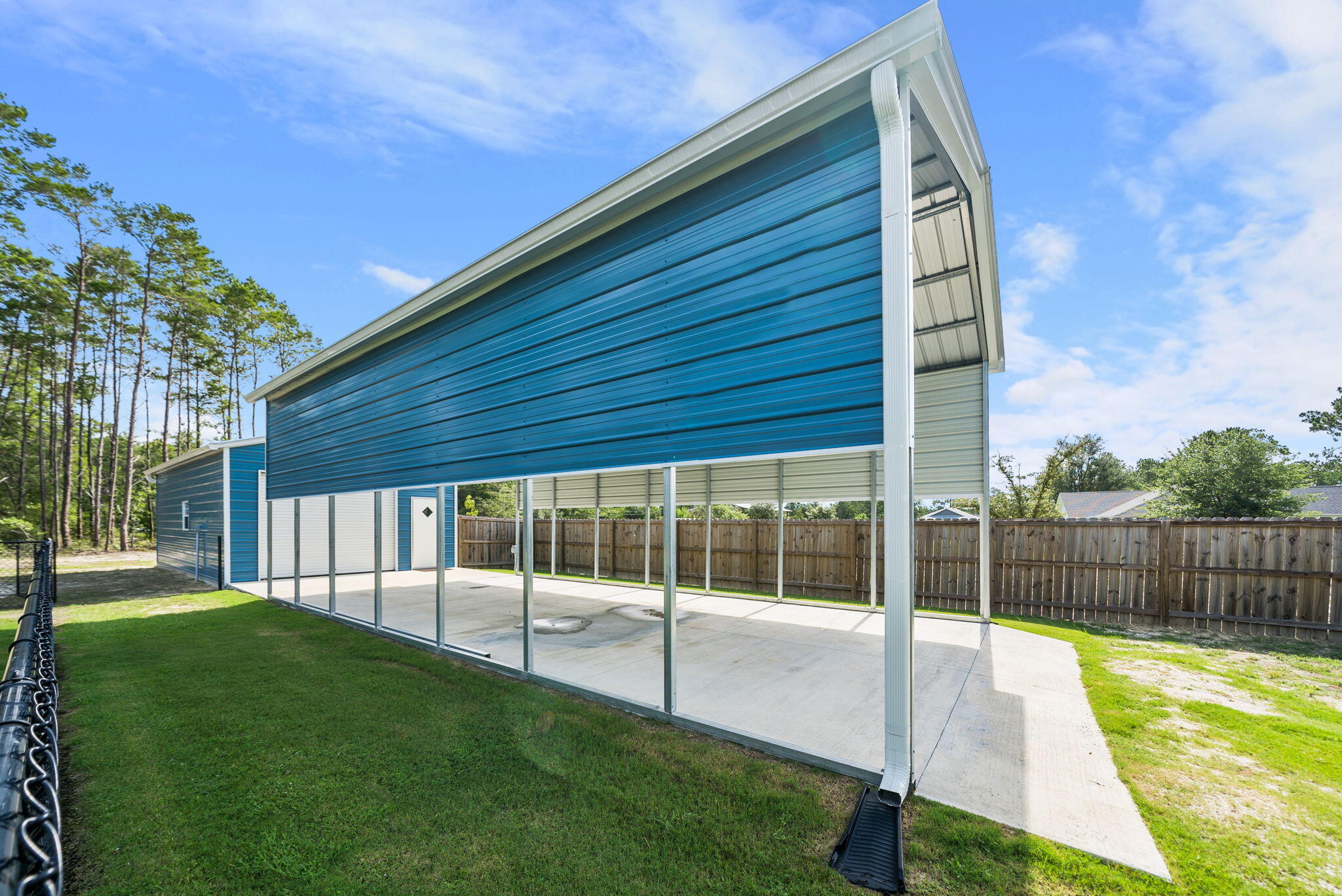 PINEBROOK - Residential