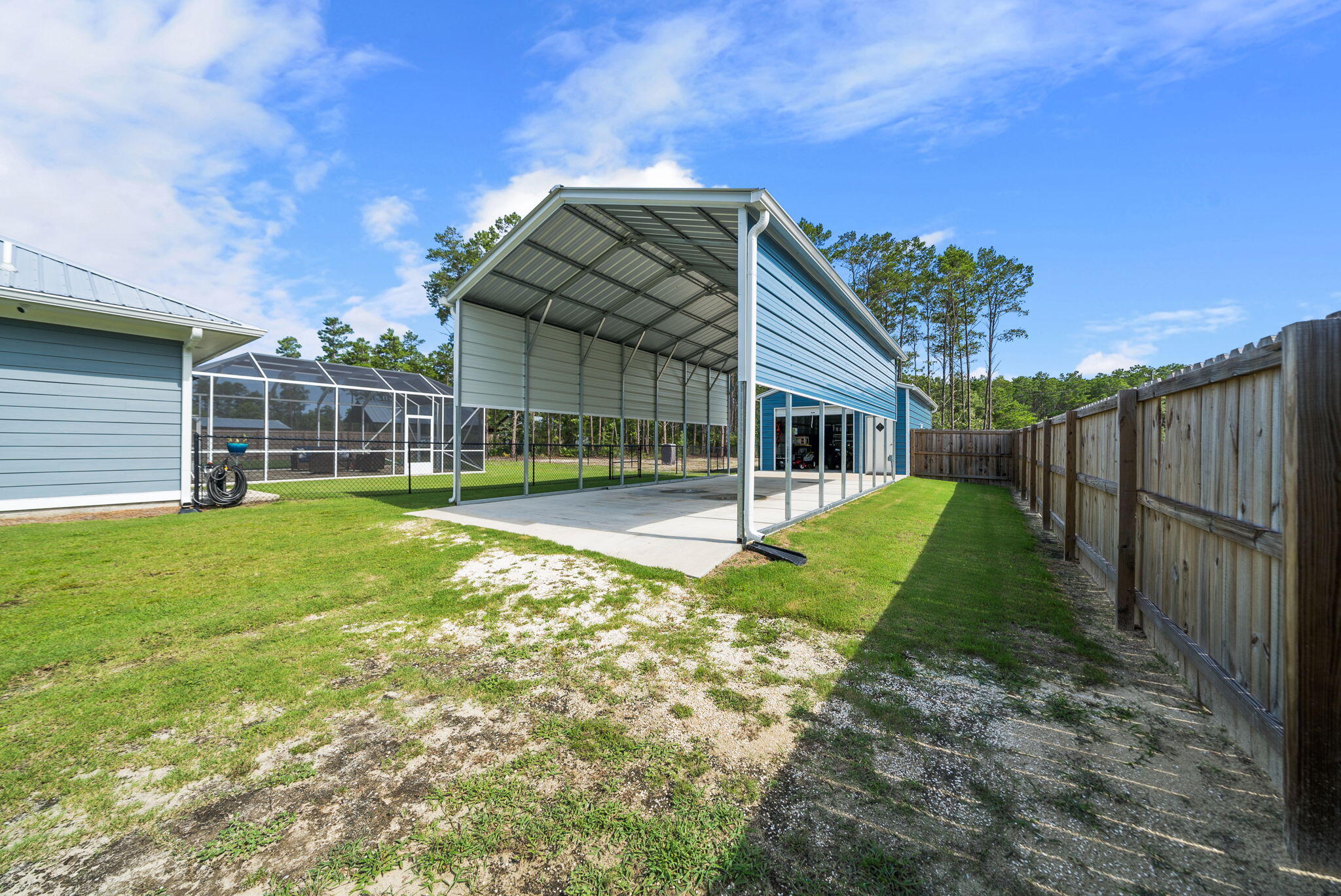 PINEBROOK - Residential