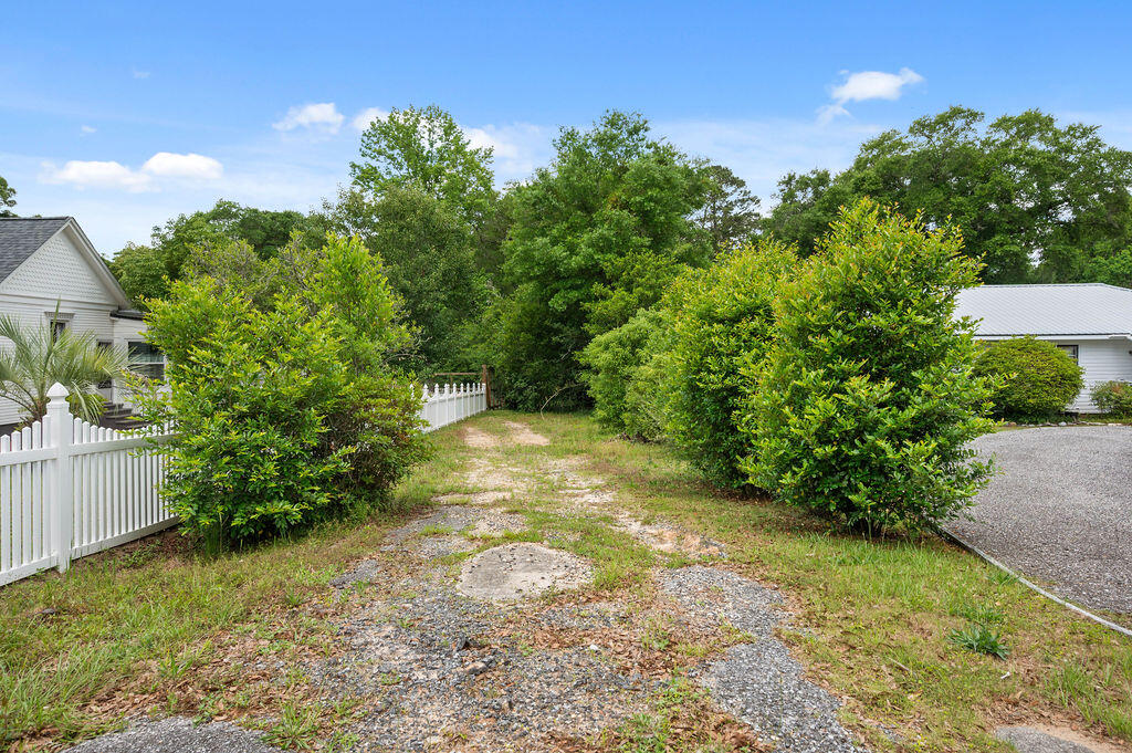 TOWN OF DEFUNIAK SPRINGS - Land