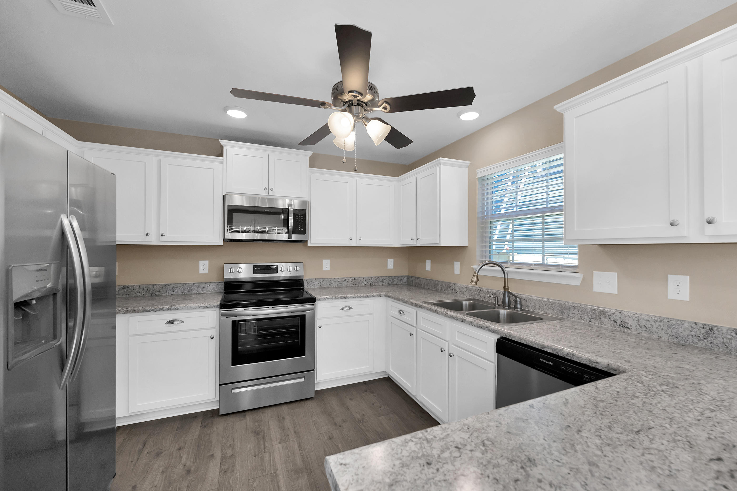 STILLWELL SOUTH - Residential