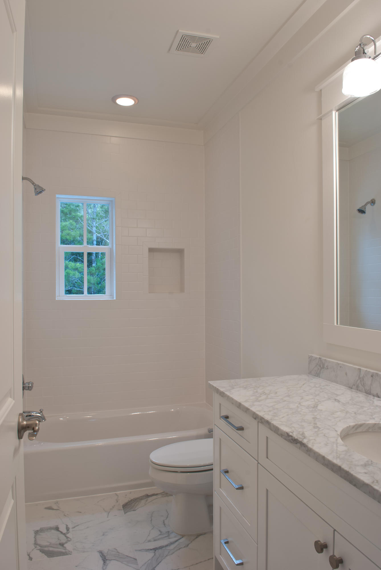 FOREST LAKES - Residential