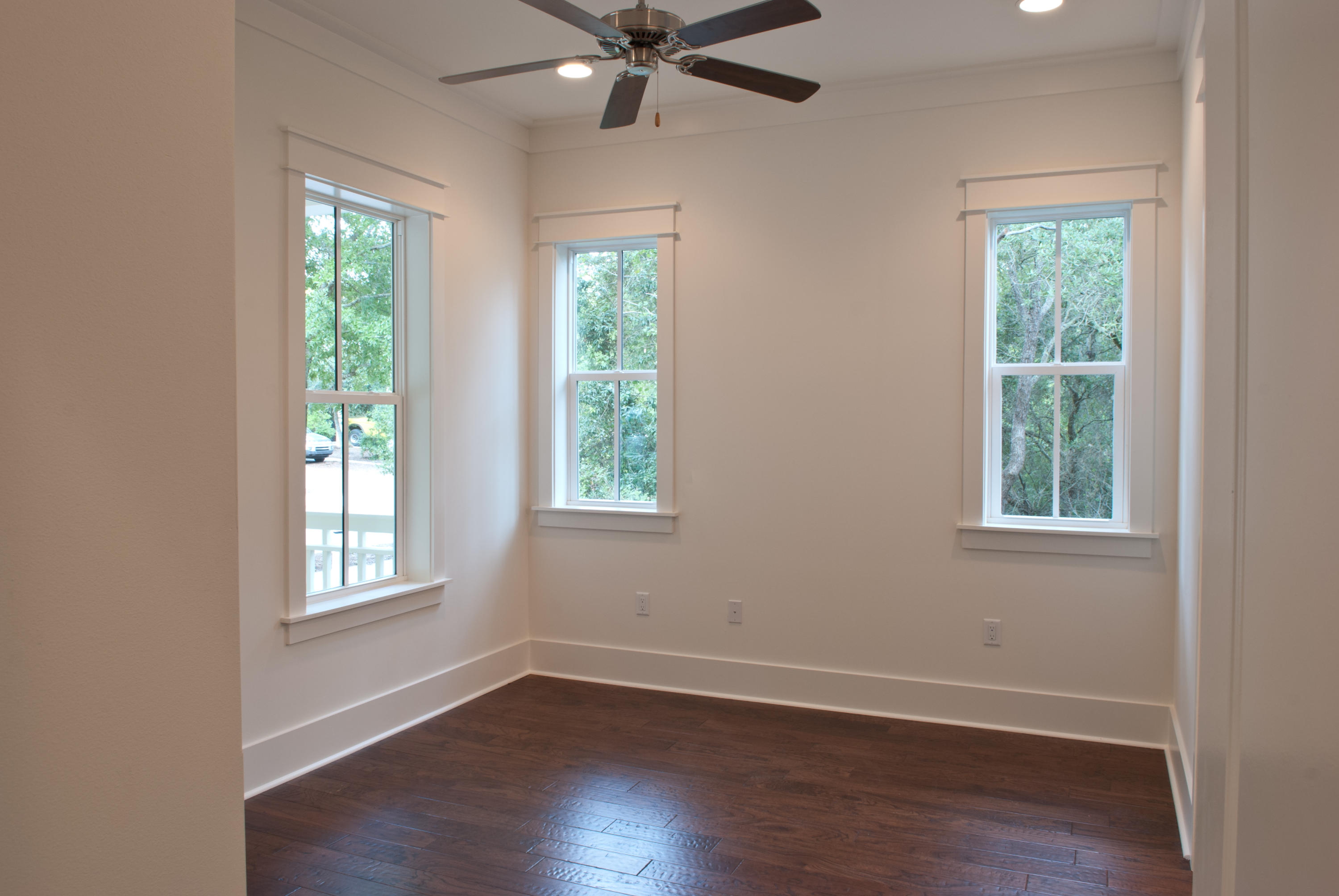 FOREST LAKES - Residential