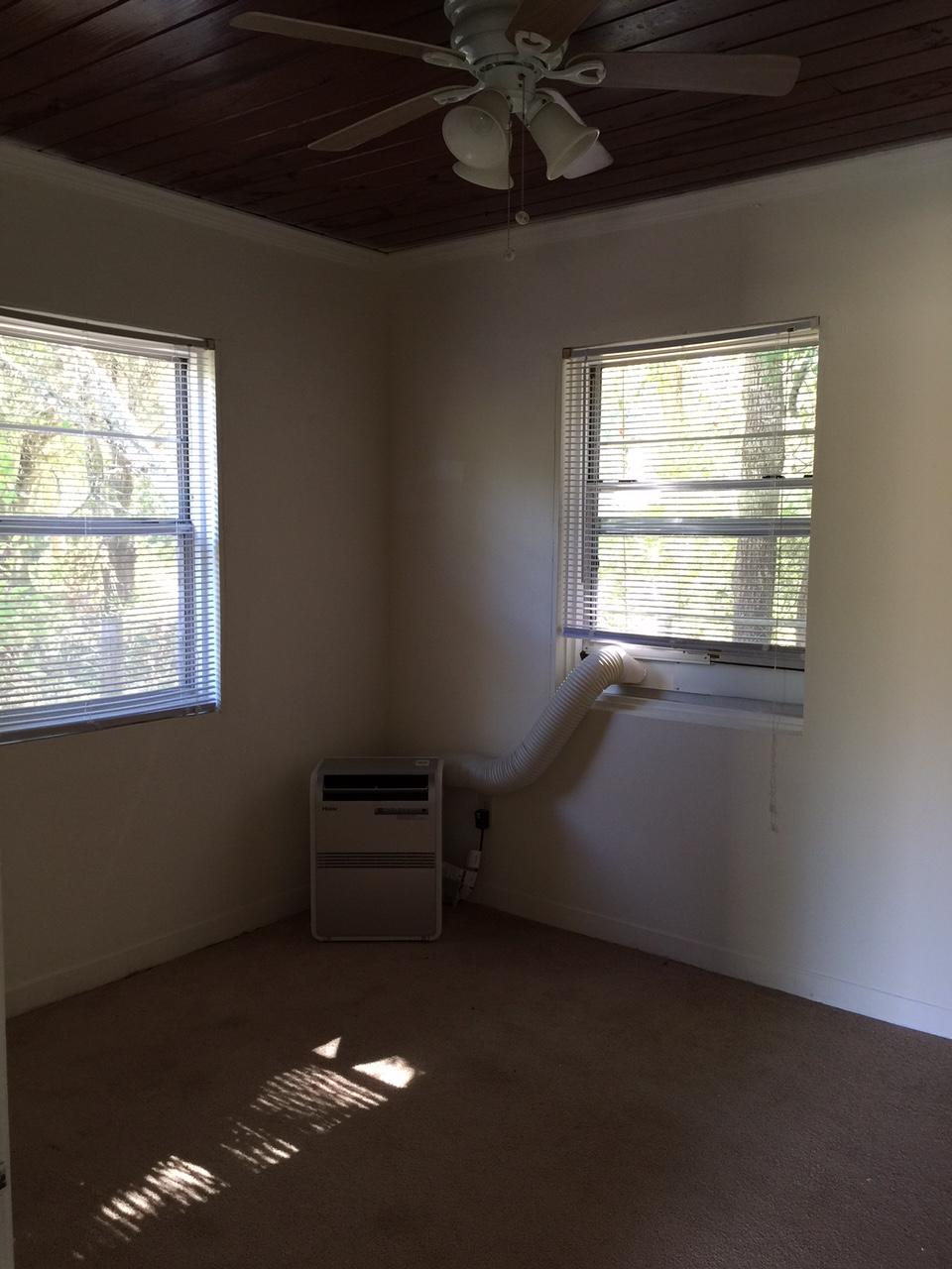 BAY VILLAS - Residential Lease