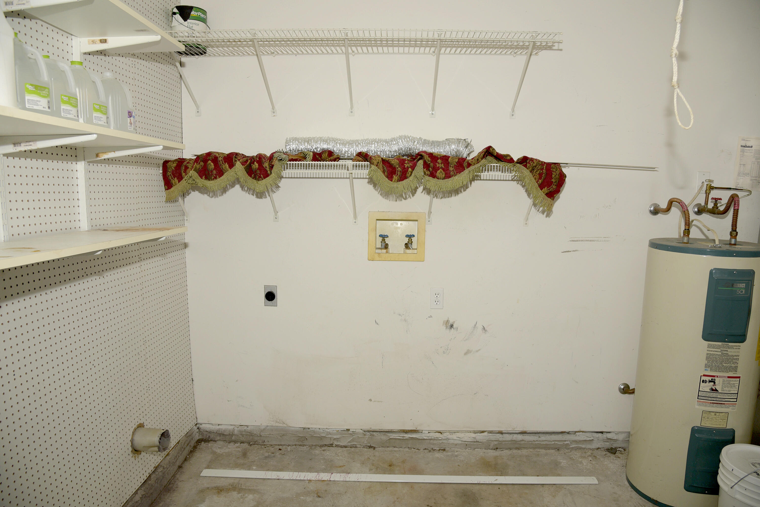 OLD TOWN PH 1 - Residential Lease