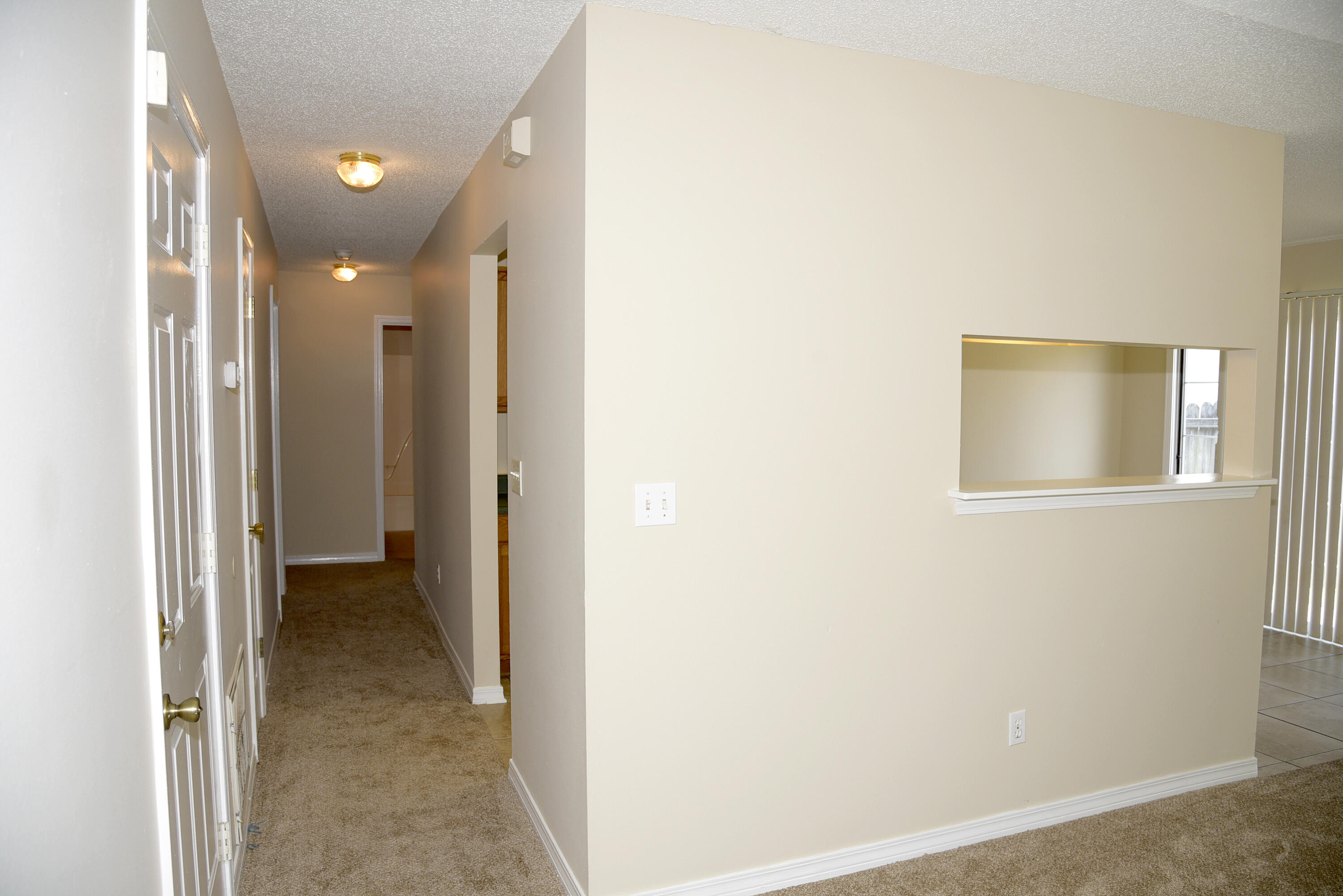 OLD TOWN PH 1 - Residential Lease