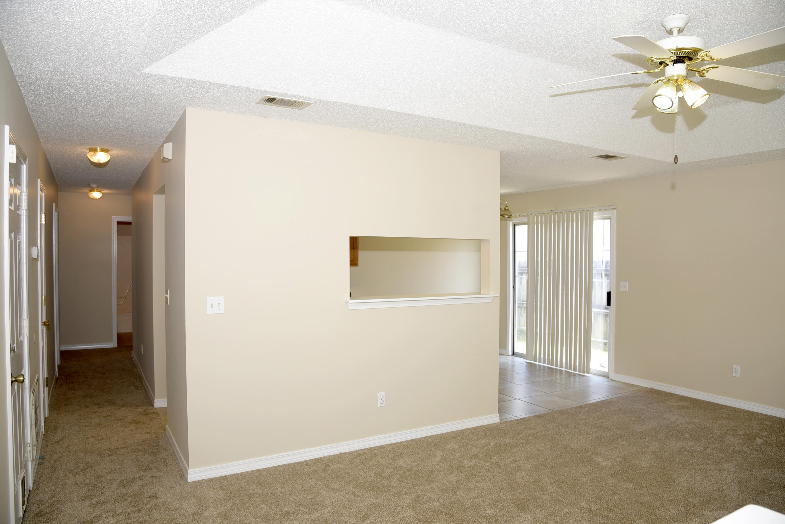 OLD TOWN PH 1 - Residential Lease