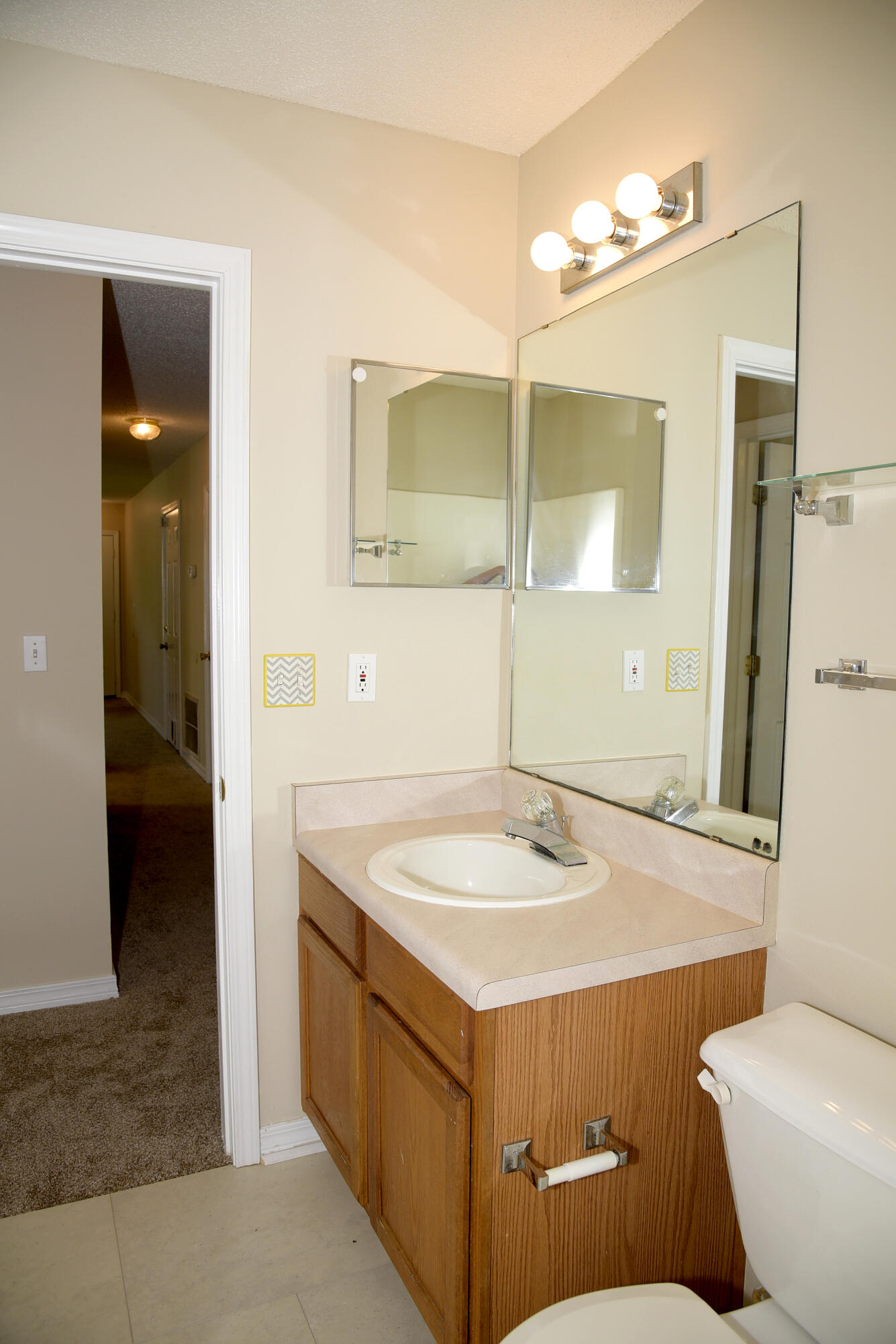 OLD TOWN PH 1 - Residential Lease