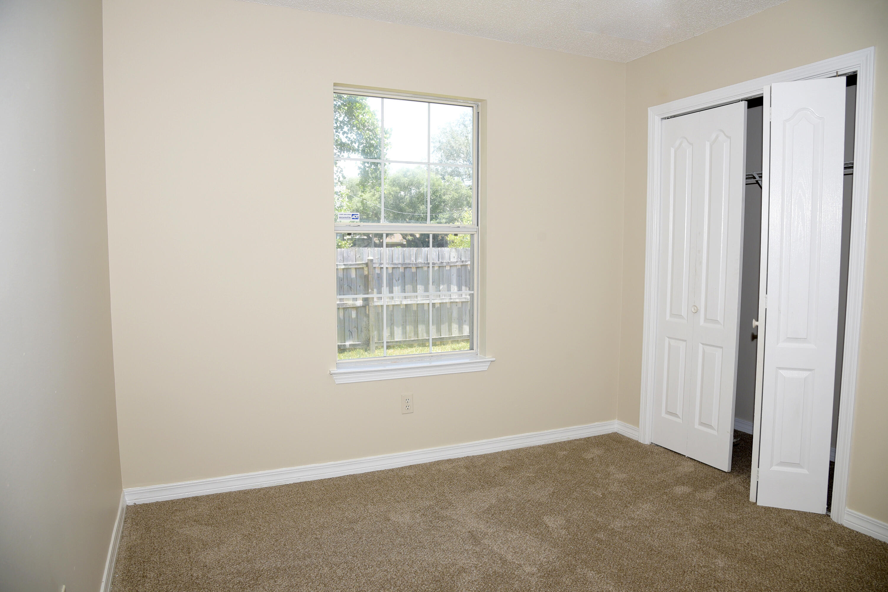 OLD TOWN PH 1 - Residential Lease