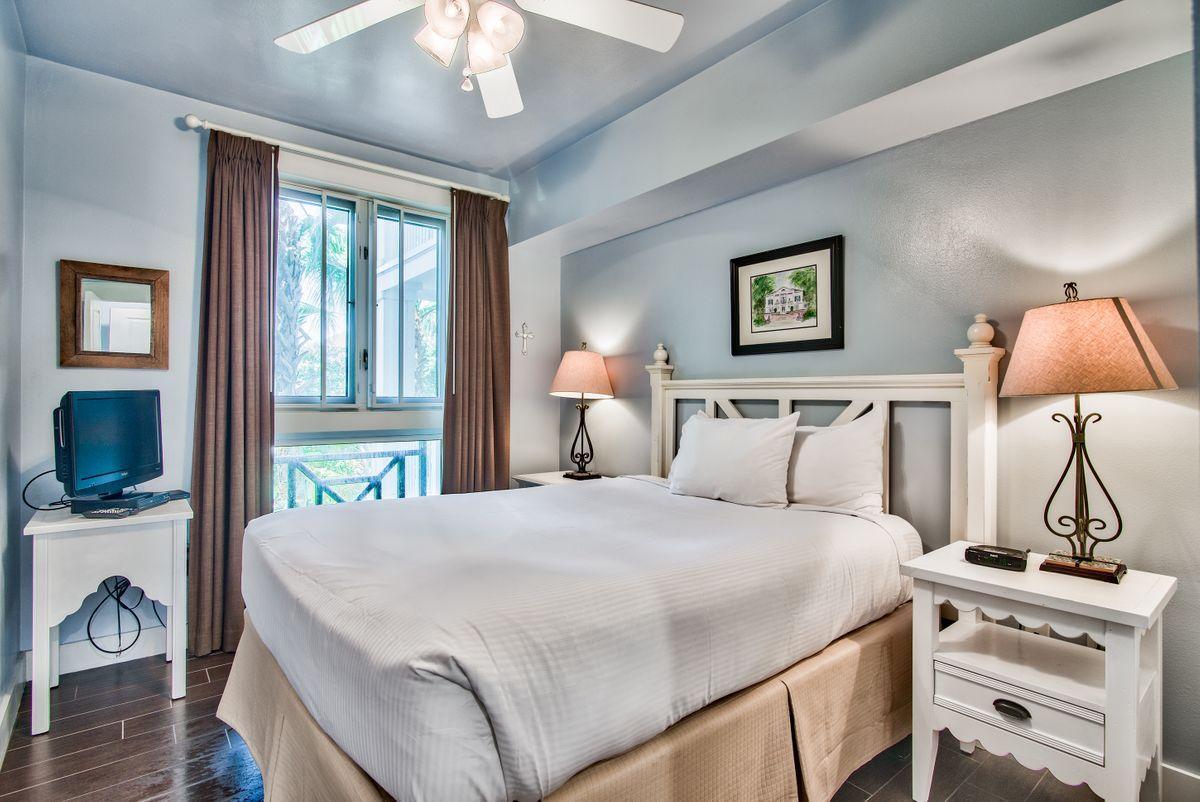 PILOT HOUSE - Residential