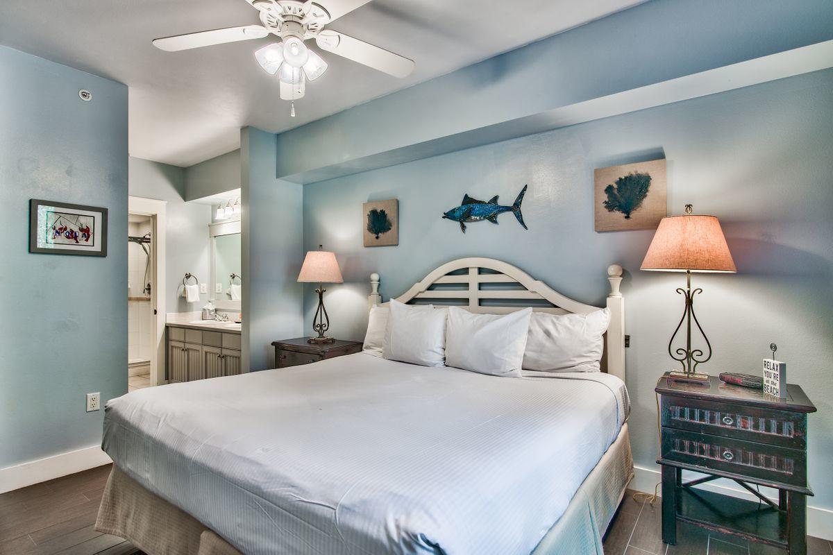 PILOT HOUSE - Residential