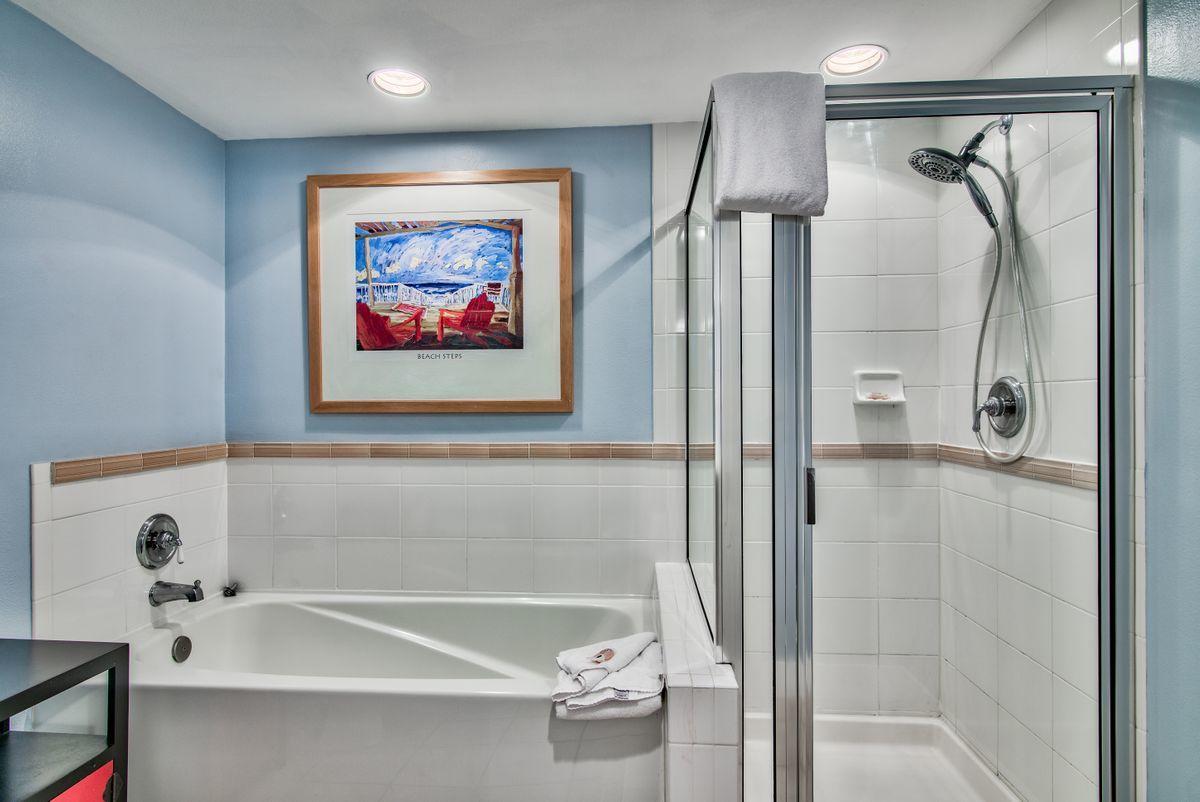 PILOT HOUSE - Residential