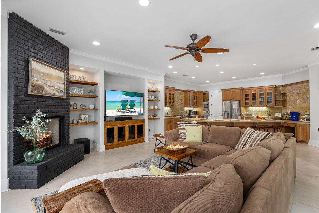 CANO ESTATES - Residential