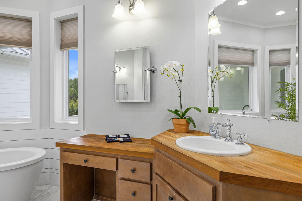 CANO ESTATES - Residential