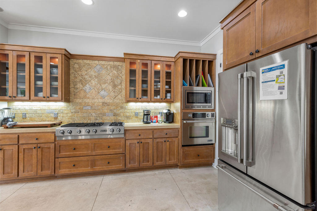 CANO ESTATES - Residential