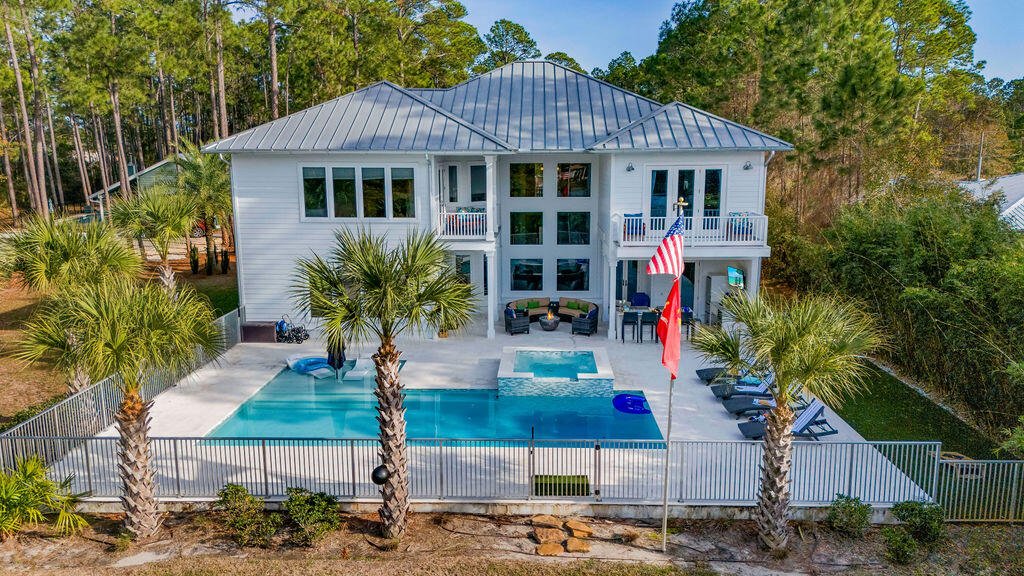 CANO ESTATES - Residential