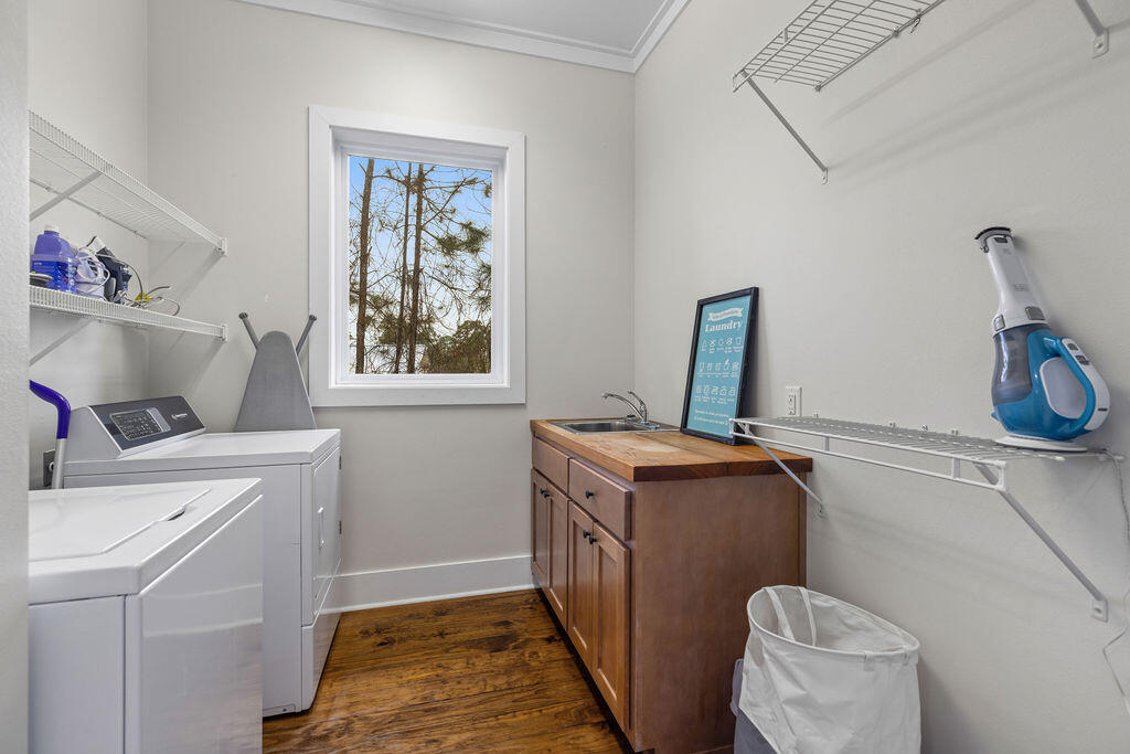 CANO ESTATES - Residential