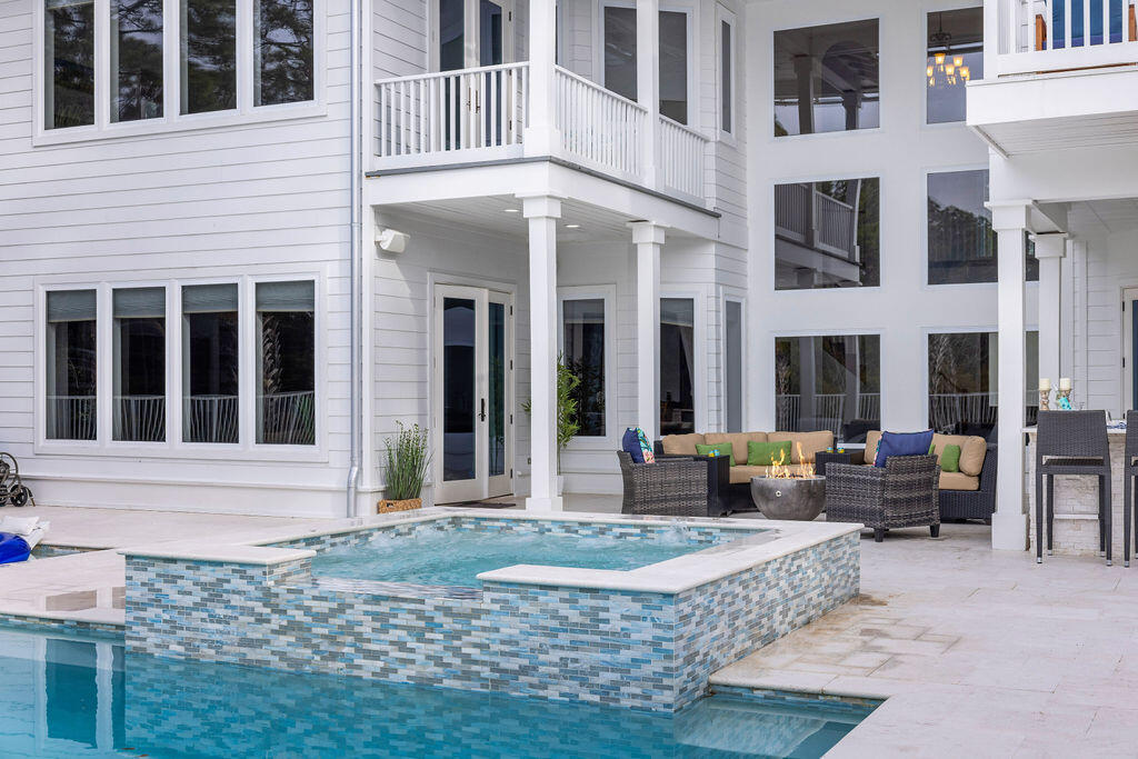 CANO ESTATES - Residential