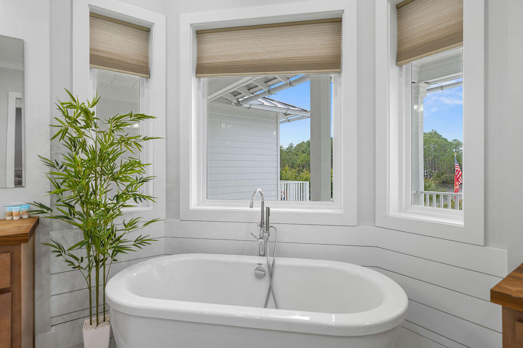 CANO ESTATES - Residential