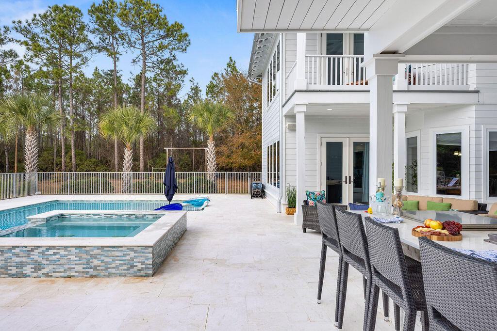 CANO ESTATES - Residential