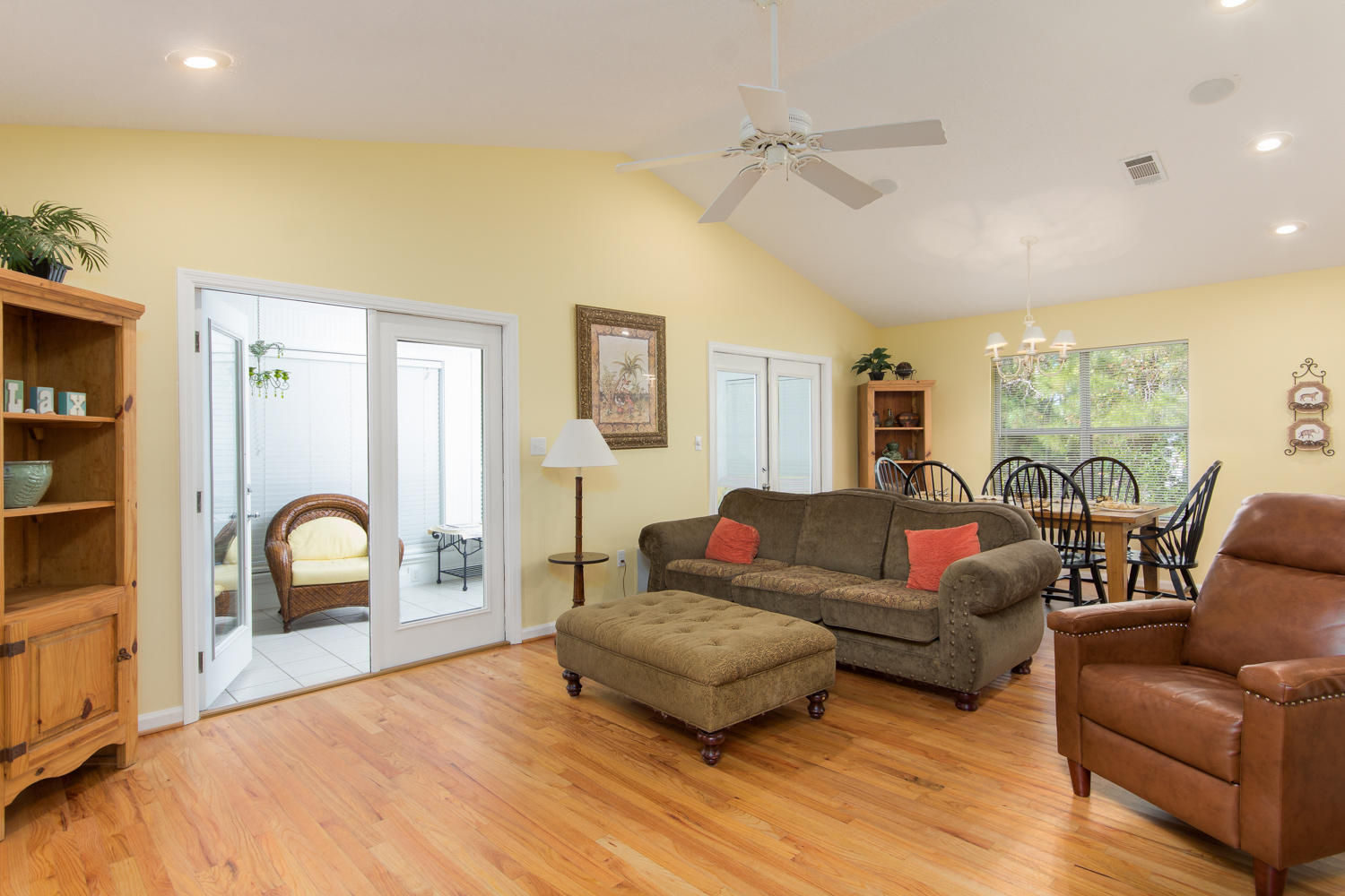 GULF SHORE MANOR - Residential