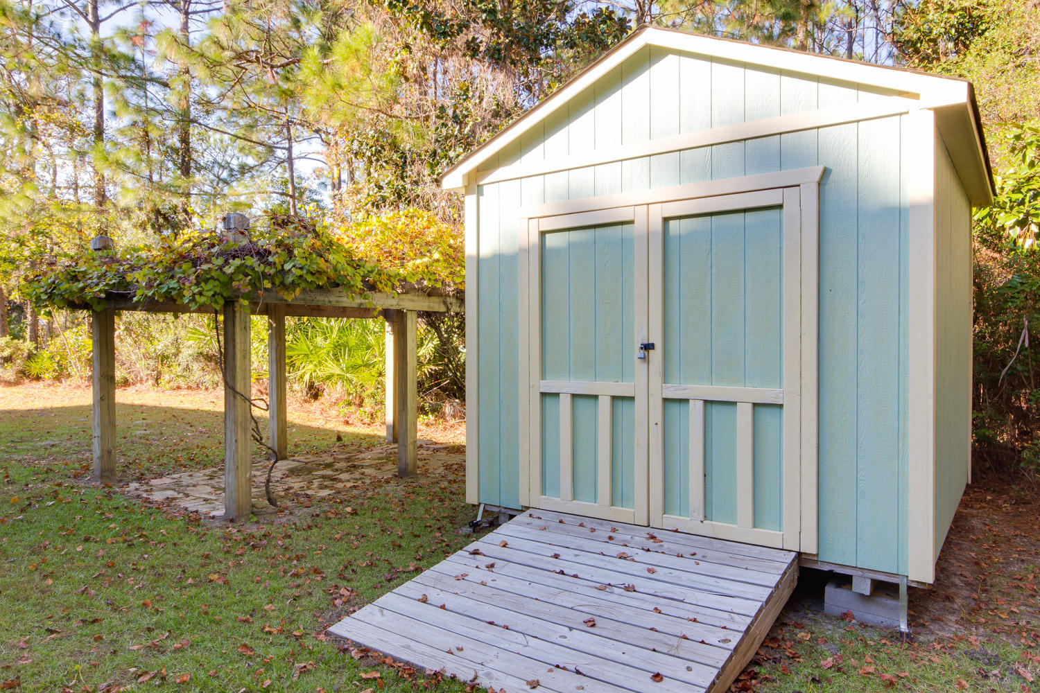 GULF SHORE MANOR - Residential