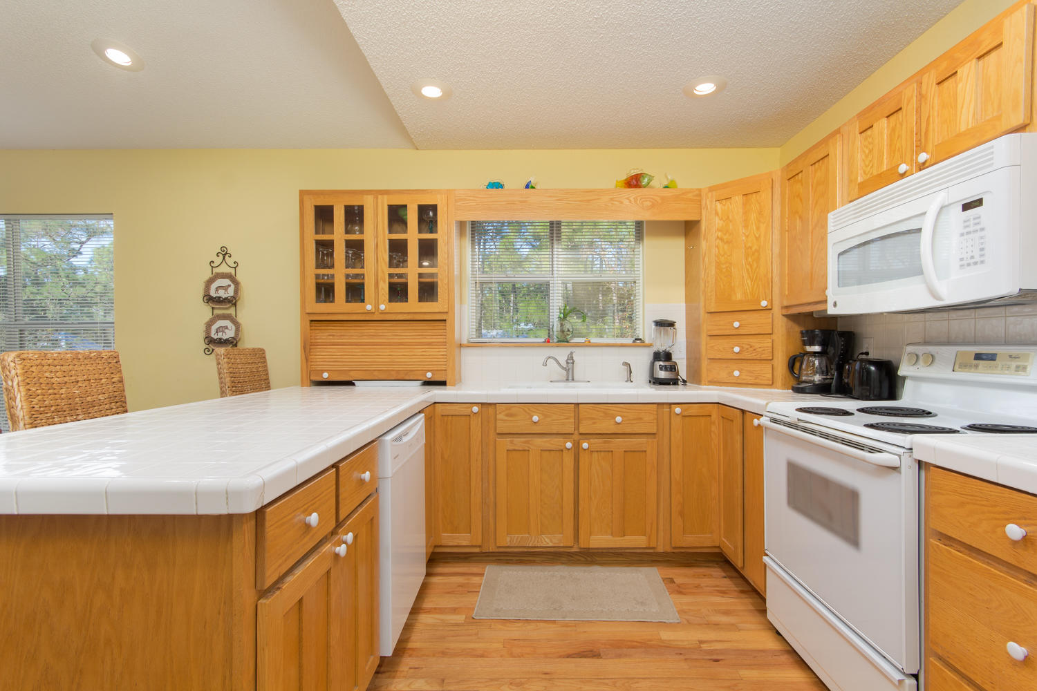 GULF SHORE MANOR - Residential