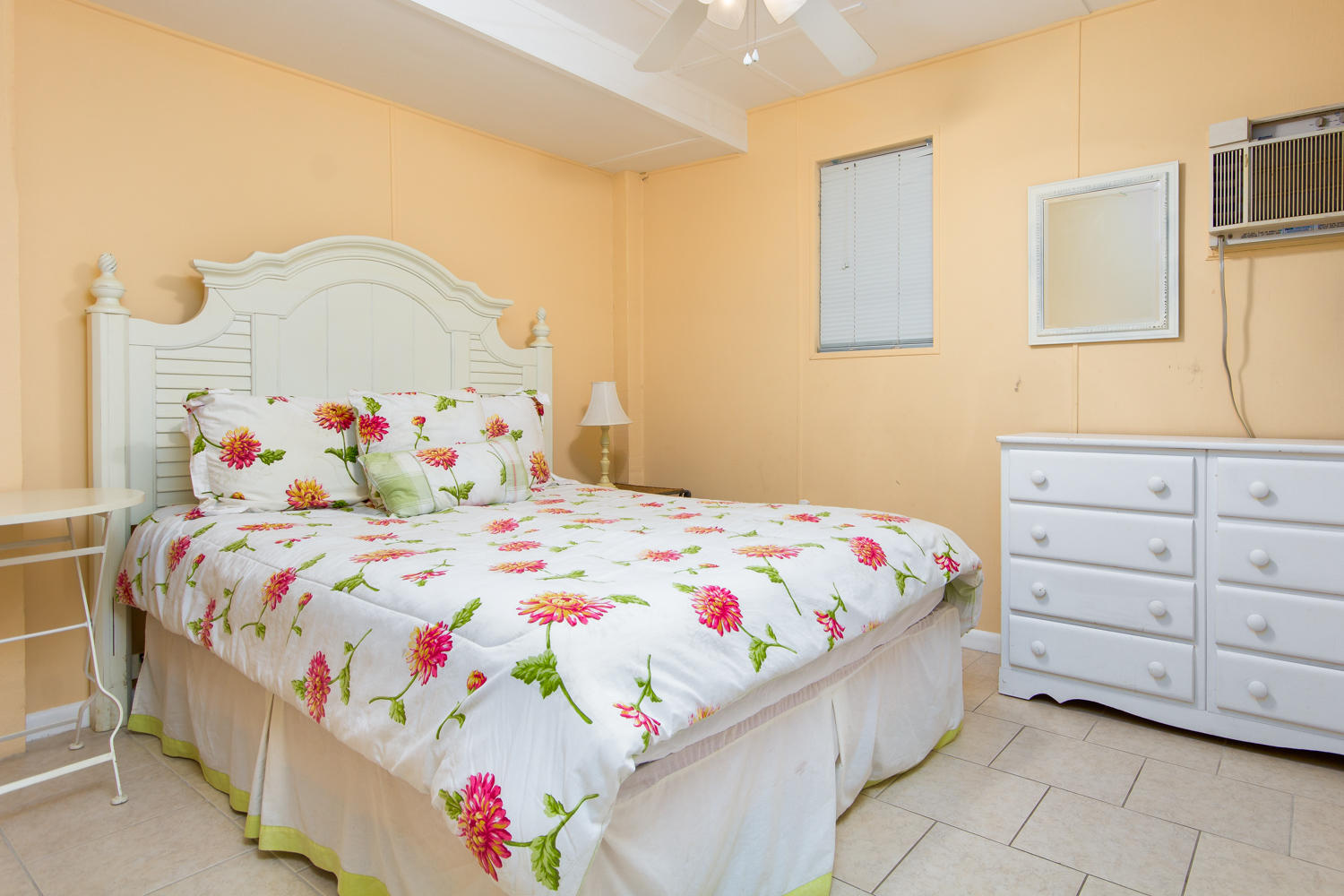 GULF SHORE MANOR - Residential