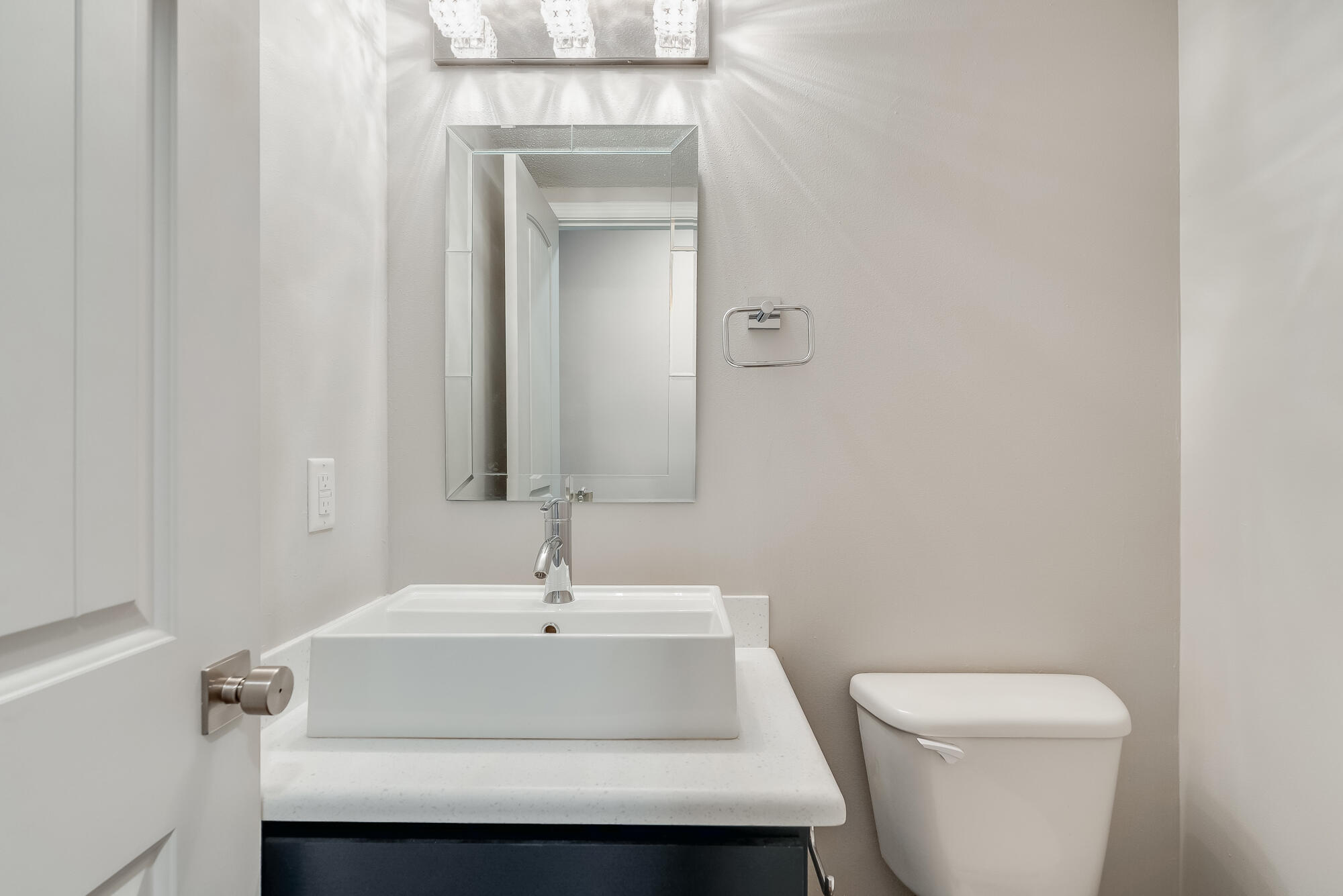 TOWNHOUSES AT THE HAMPTONS - Residential