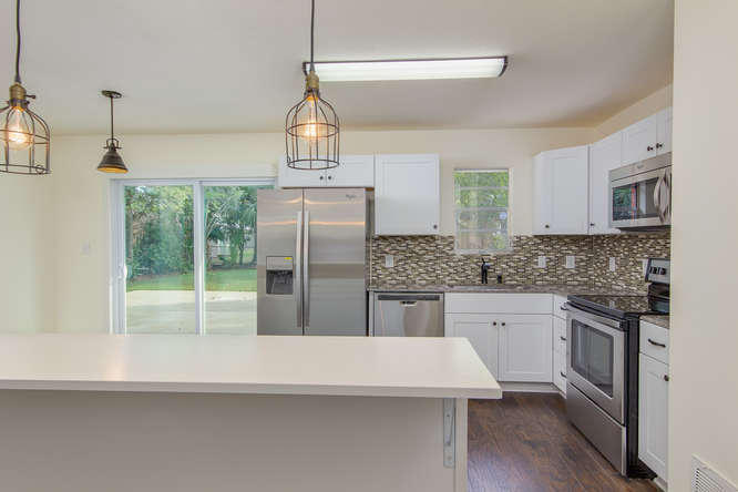 ELLIOTTS POINT 10TH ADDN - Residential