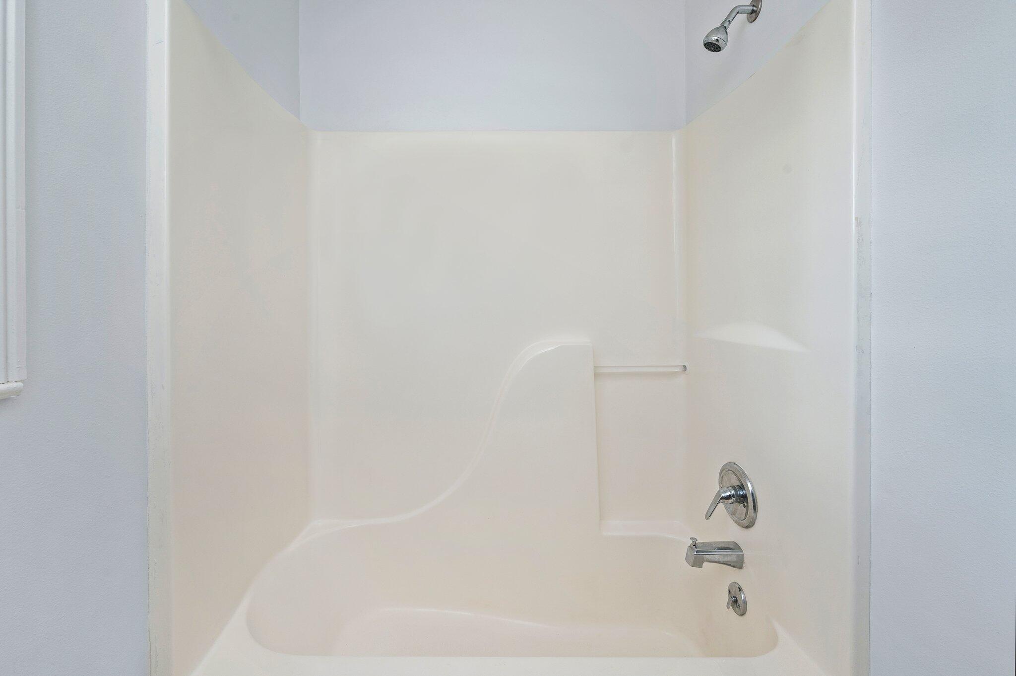 DRUID MANOR S/D - Residential Lease