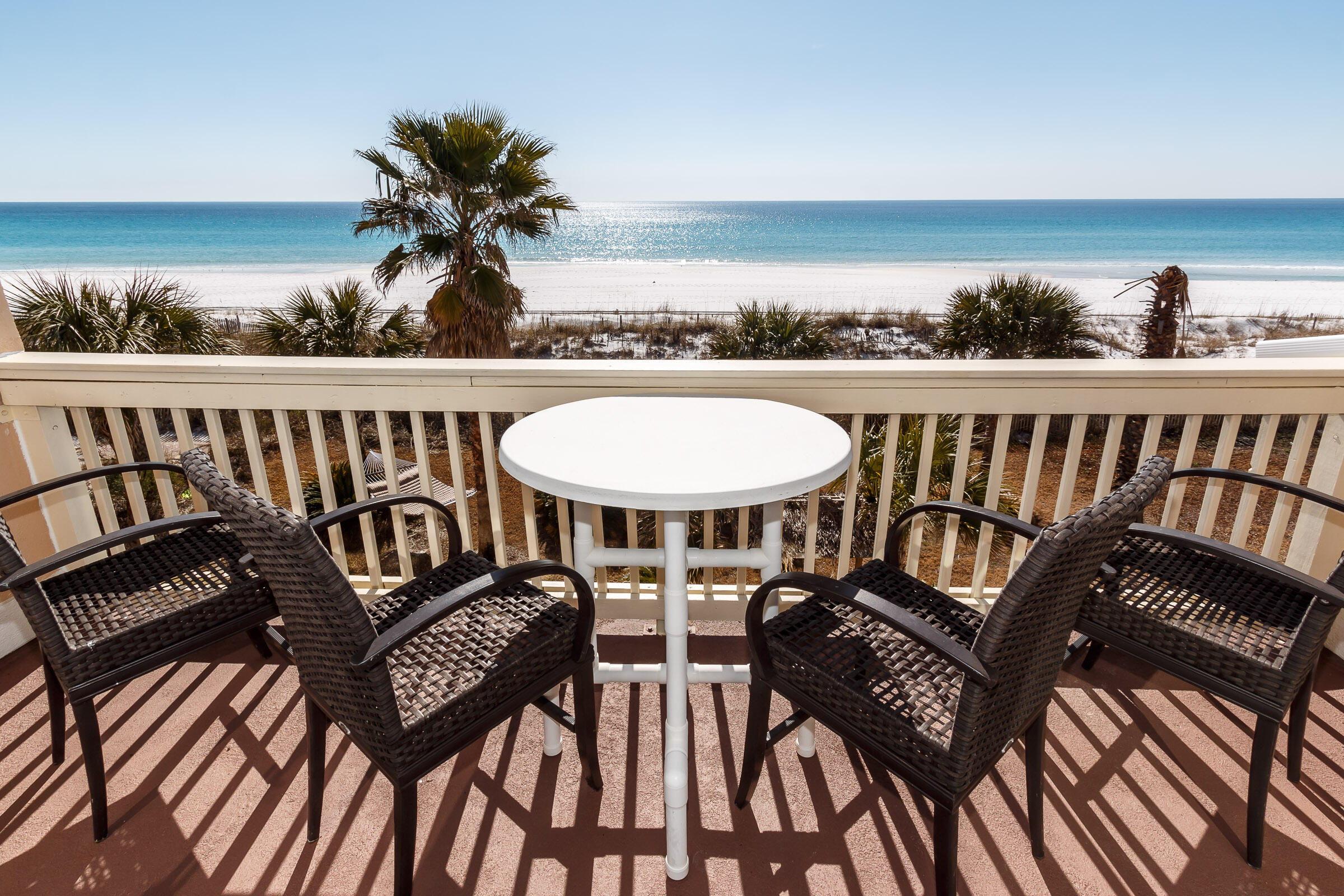 ISLAND MIST - Residential